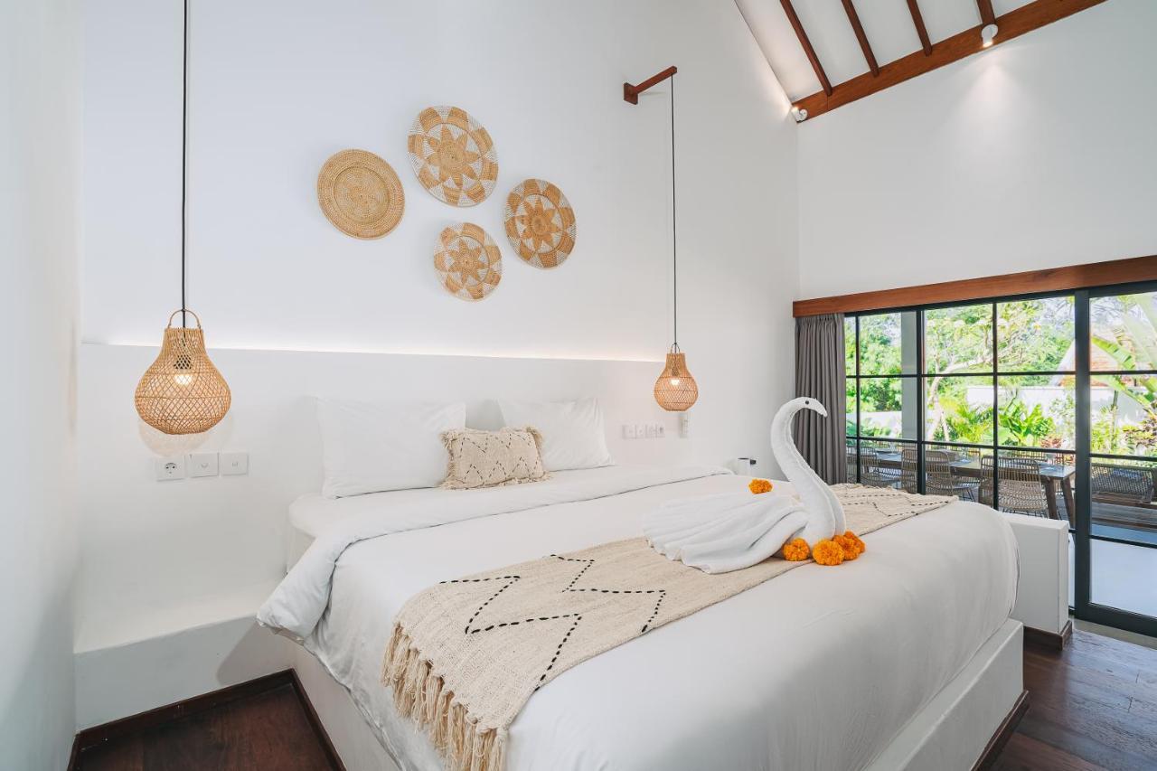 L At Seseh 2 Bedroom Private Luxury Oasis Next To The Villa Canggu (Bali)