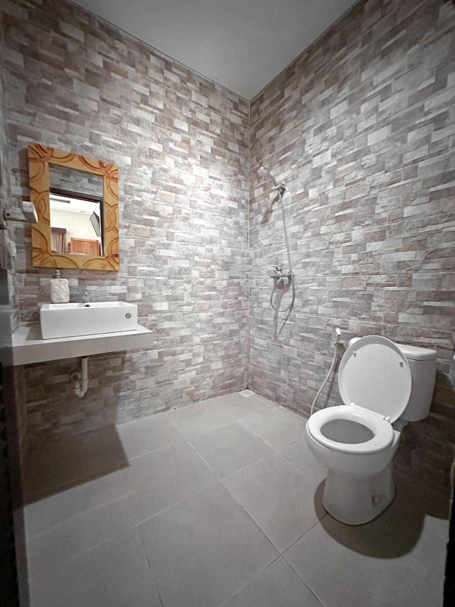 Guest house Jonsen 3*