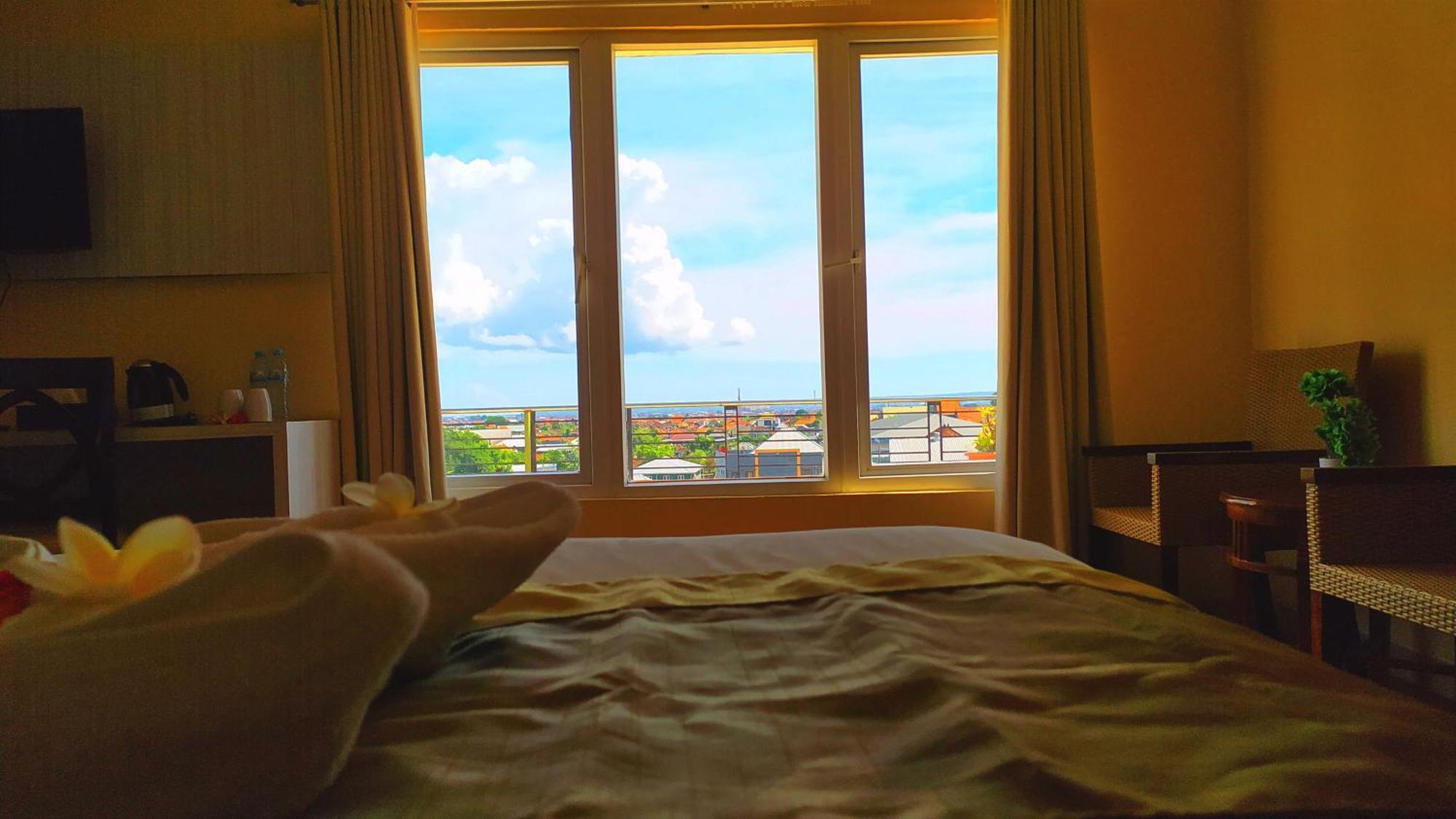 Hotel Puri Saron 3*