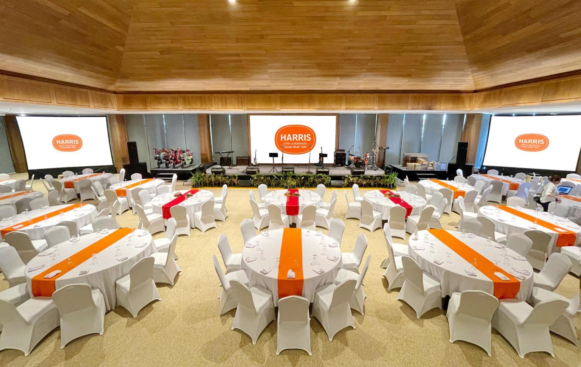 Harris & Residences Sunset Road Hotel