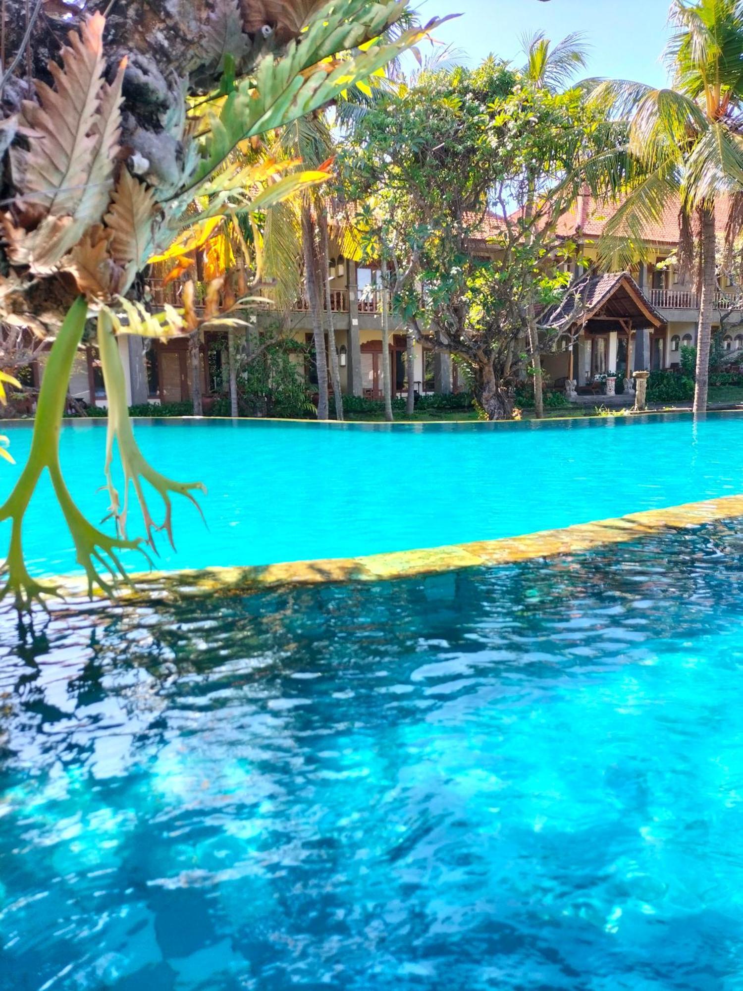 Resort Seaside 3*