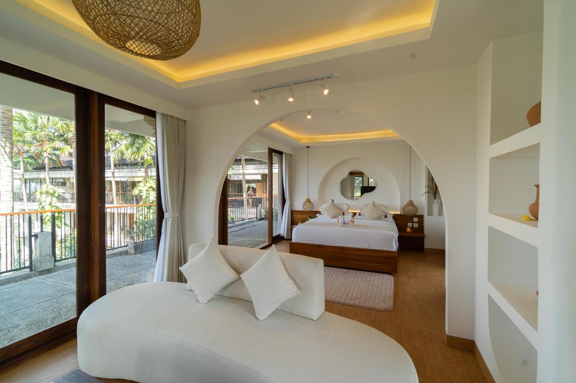 Hotel Om Ham Retreat And