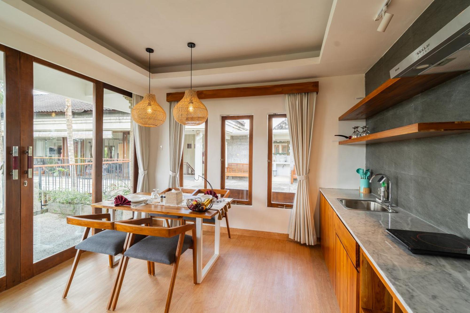 Hotel Om Ham Retreat And