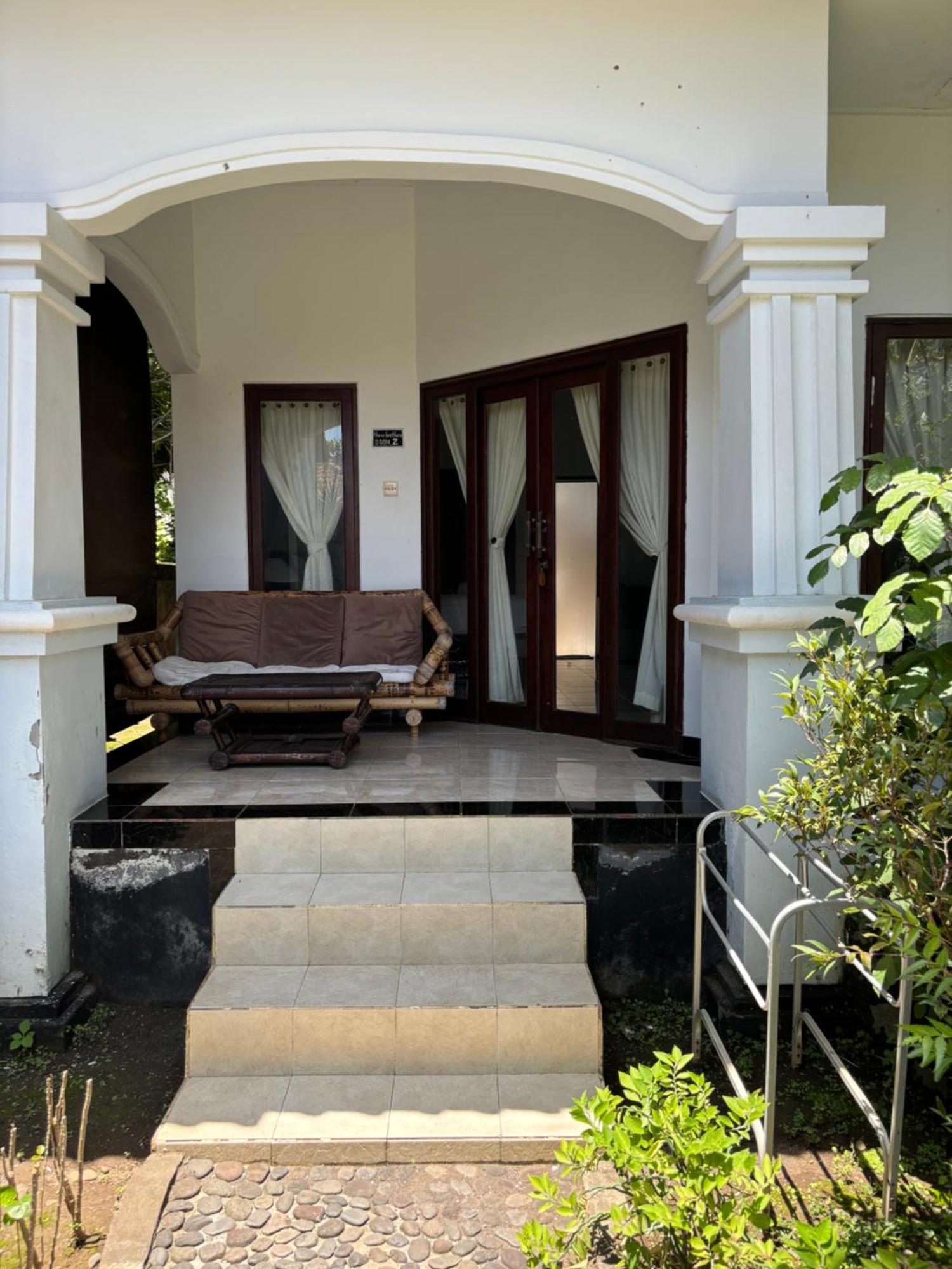 Wisma tamu Bahari *