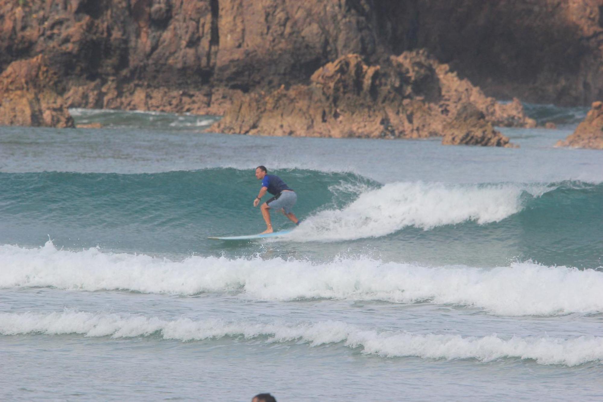Ayolah Surf House &surf Camp Jembrana (Bali)