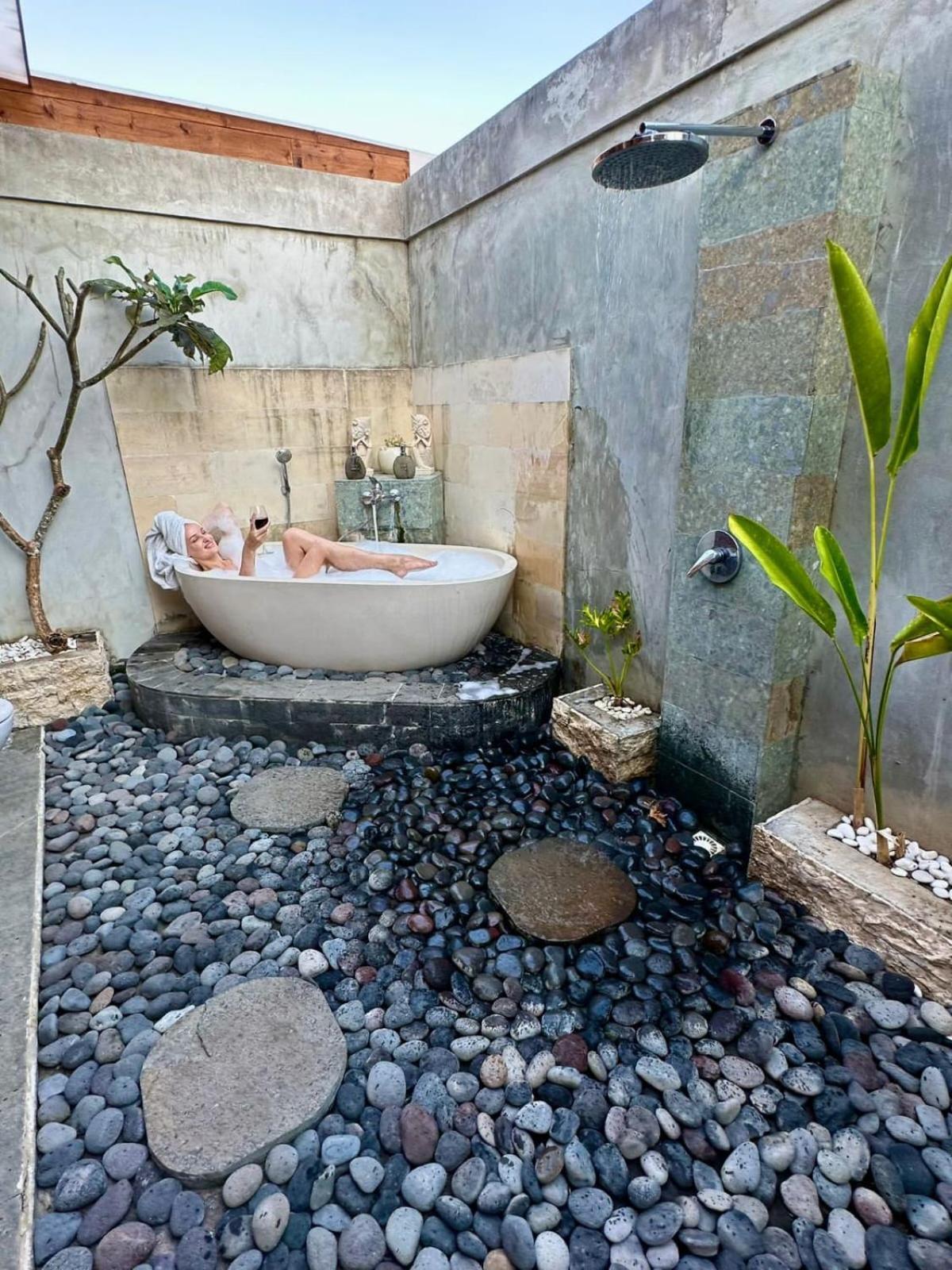 Innora Jungle And 3* Batununggul