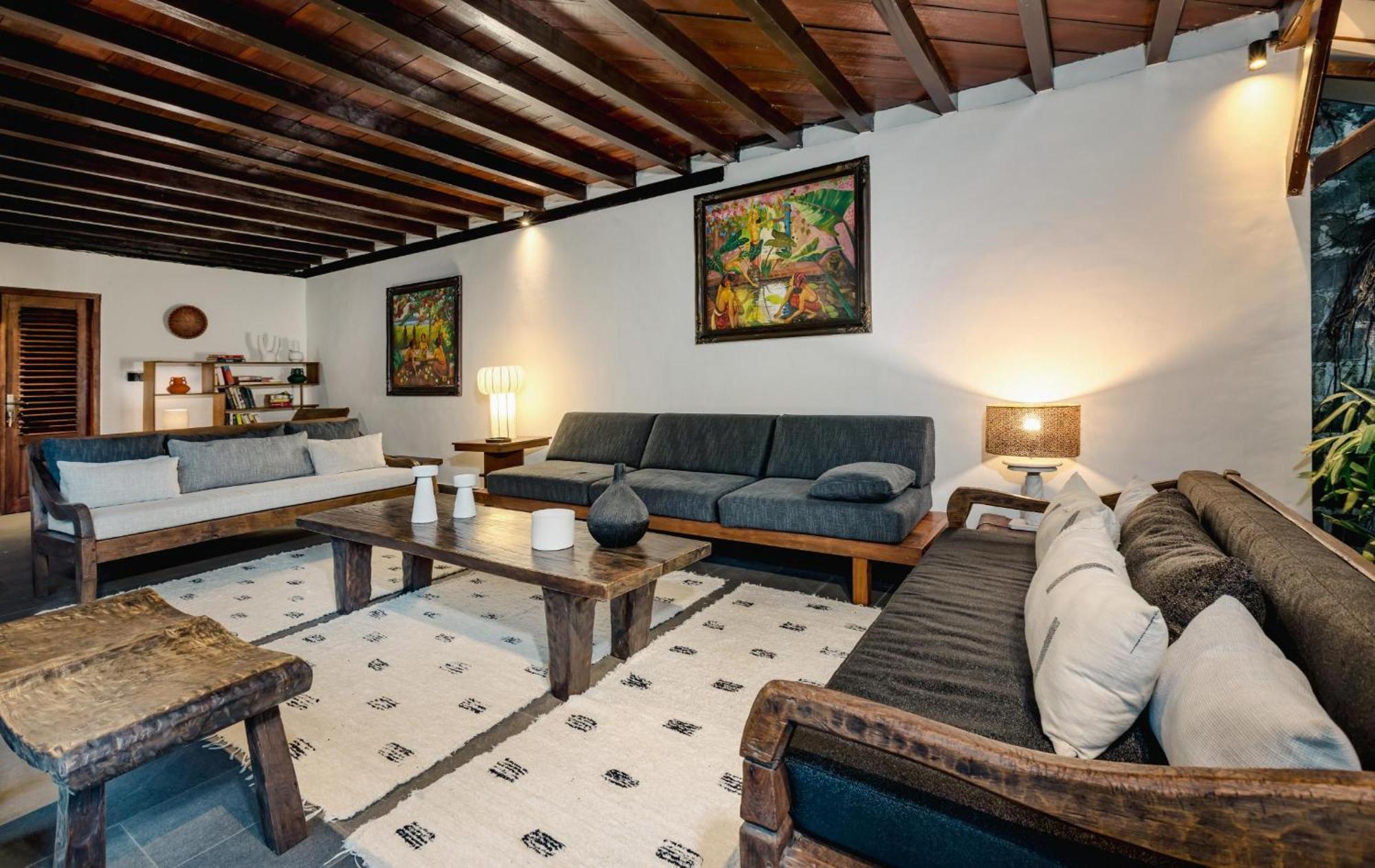 Nativ Living Legian 6br 16px Big Group Walk To 66