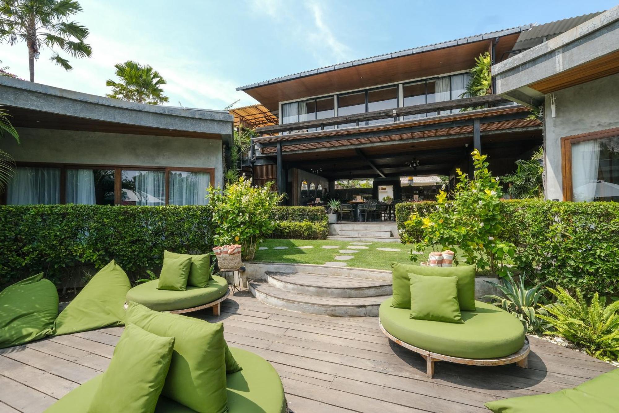 The Elementum Hotel Uluwatu (Bali)