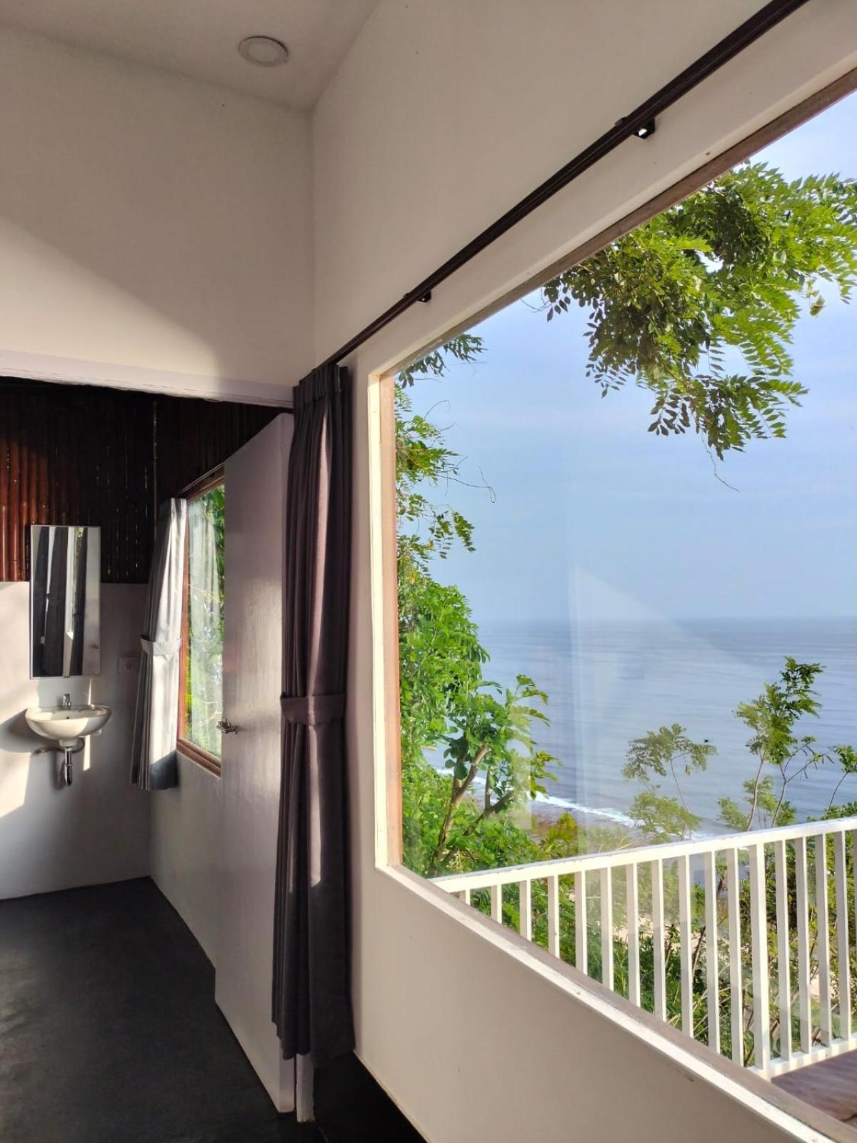 Nunggalan Octopus 1 * Uluwatu (Bali)