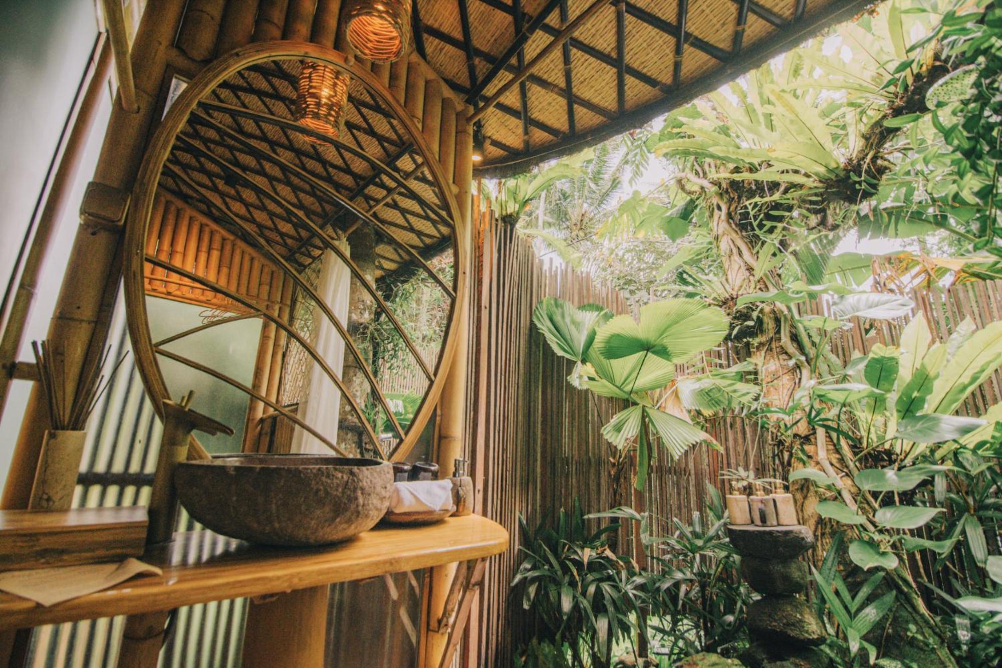 Hideout Eco Bamboo House Bali * Selat