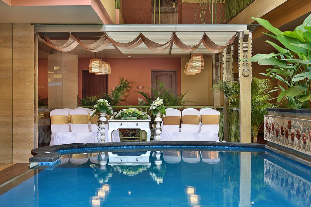 Sens And Ubud (Bali)