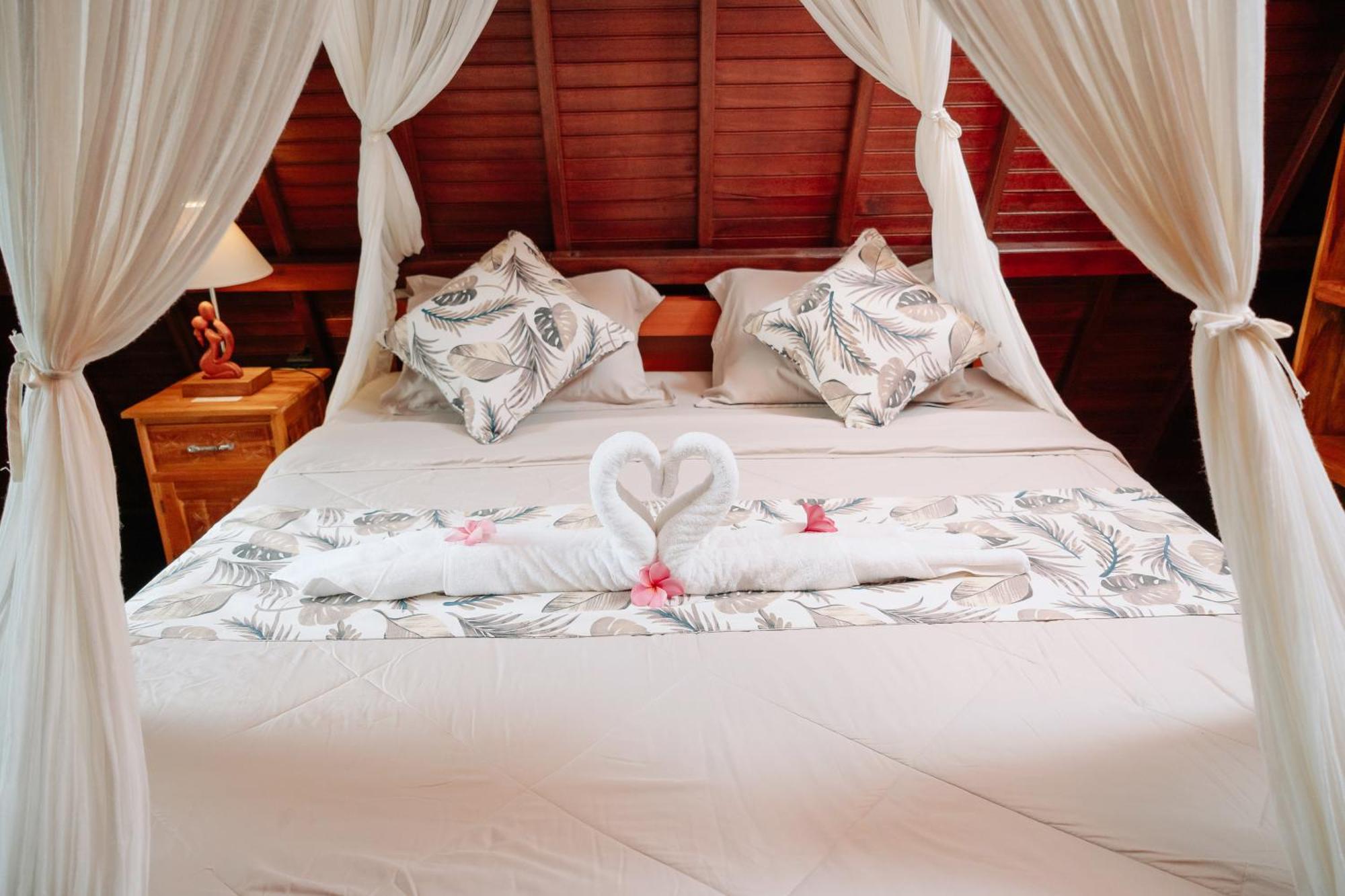 The Pyramid Ubud River Villa