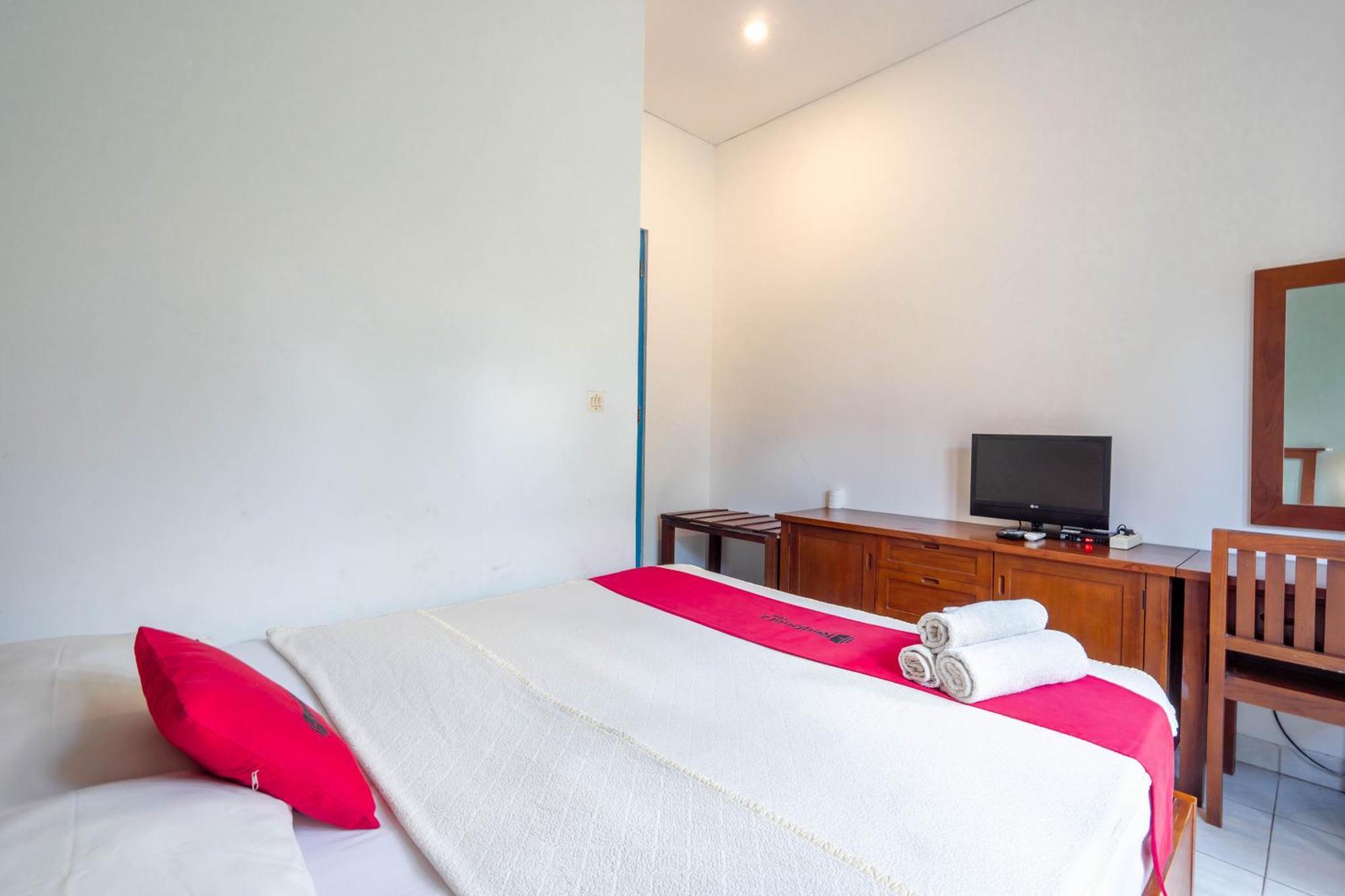 Reddoorz Near Pantai Sanur Bali Guest house