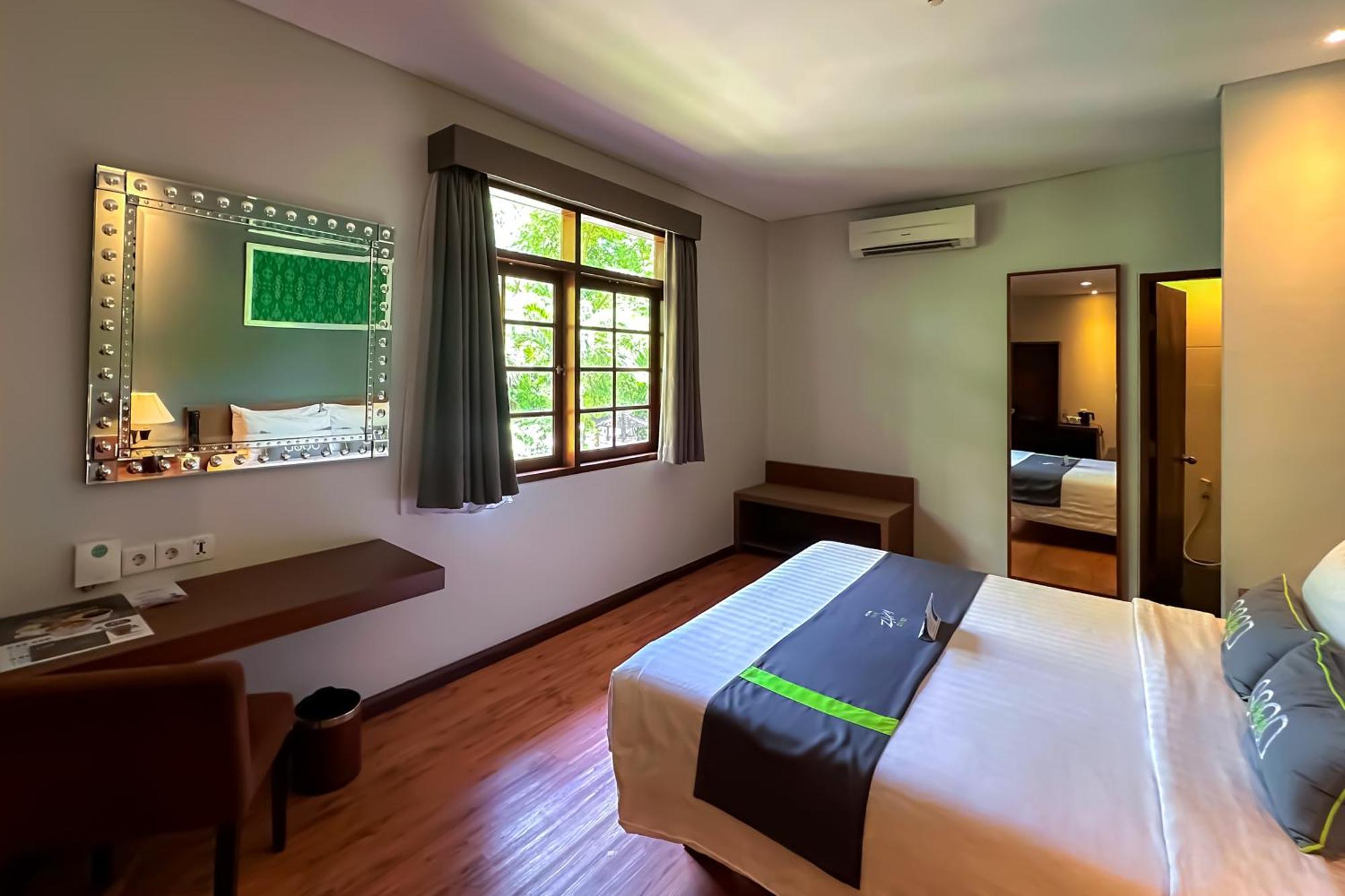 Hotel Grand Whiz Nusa Dua Bali 4*