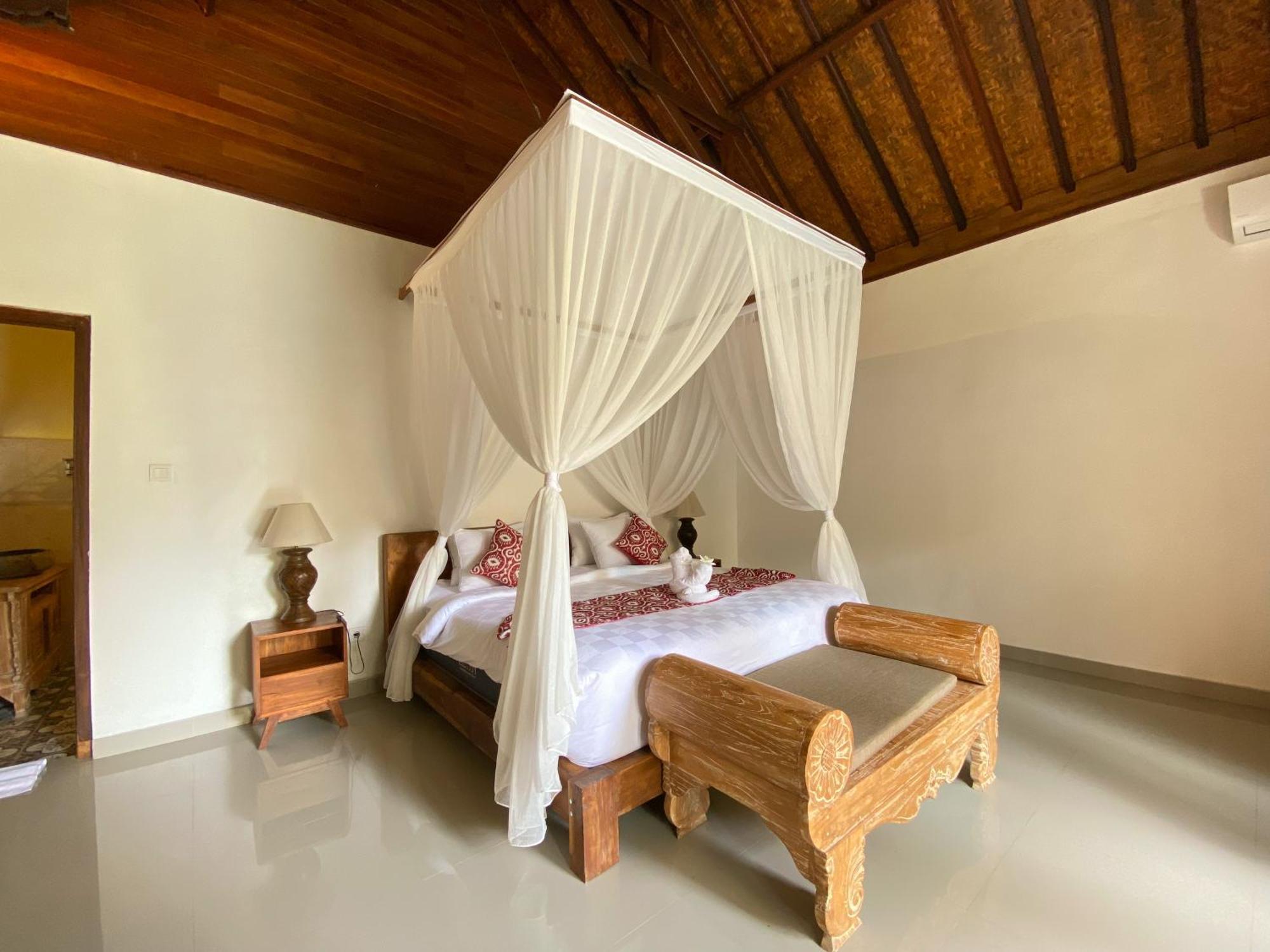 Resort Uma Linggah By Puri Signatures
