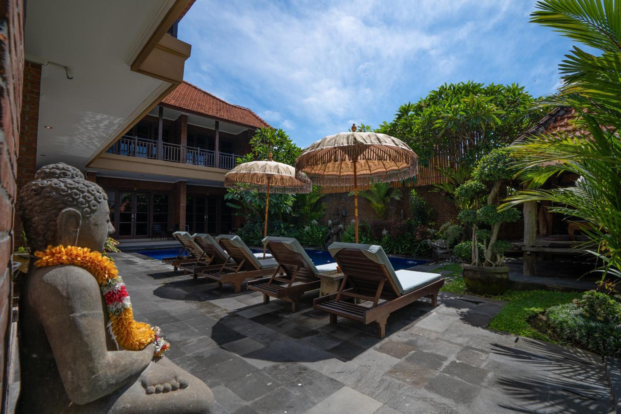 Wiras Village Guest house 3*