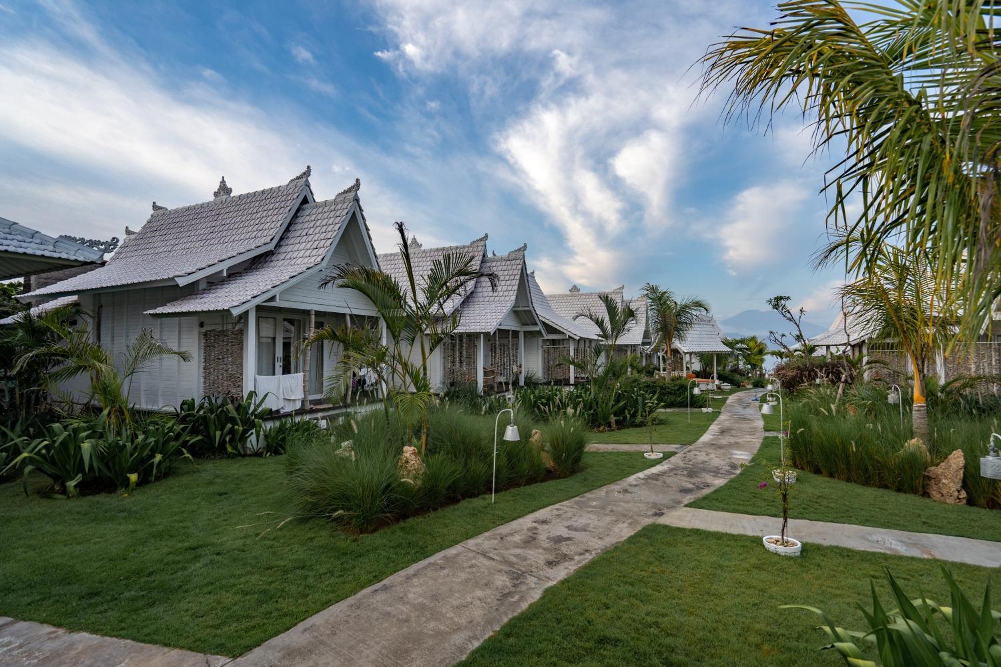 Paus Putih Hotel Nusa Lembongan (Bali)