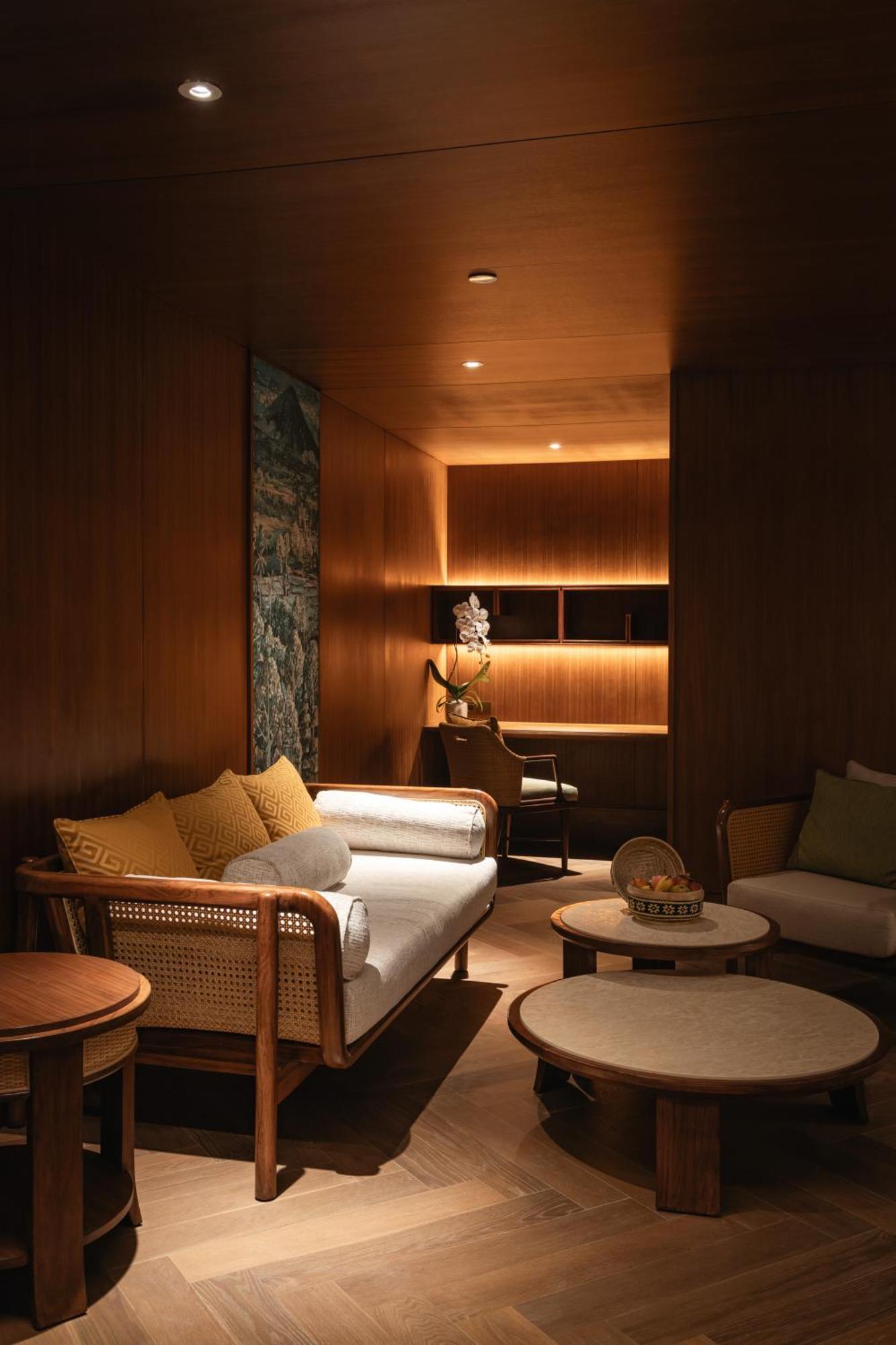 Bali Hotel 5*