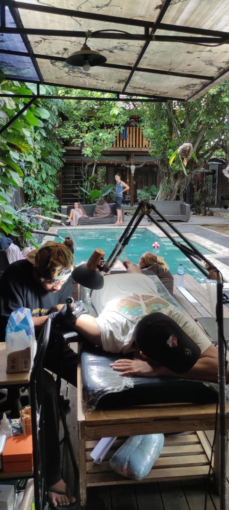 Hostel Da Housetel Kuta *