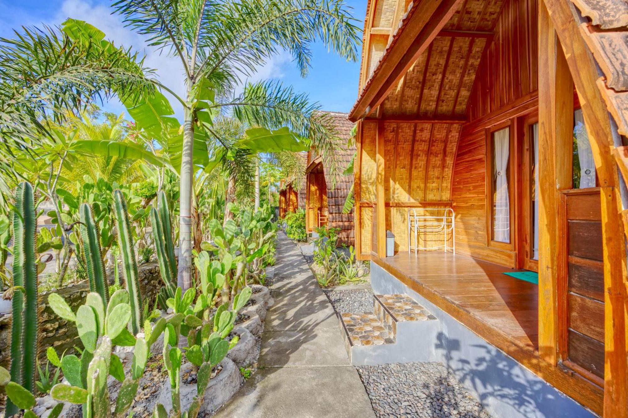 Guest house Kira Sakti
