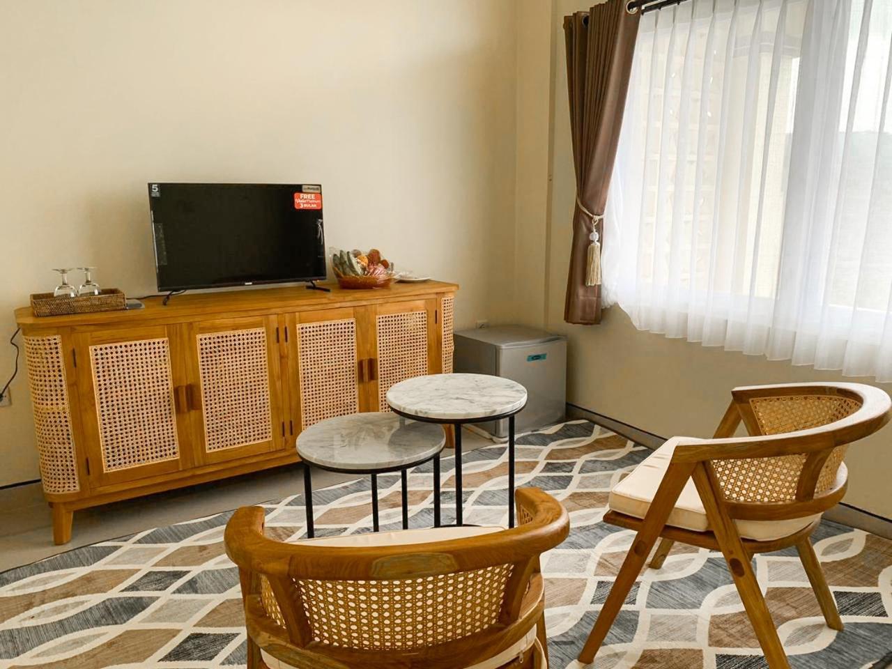 Guest house Ayodya Batur *