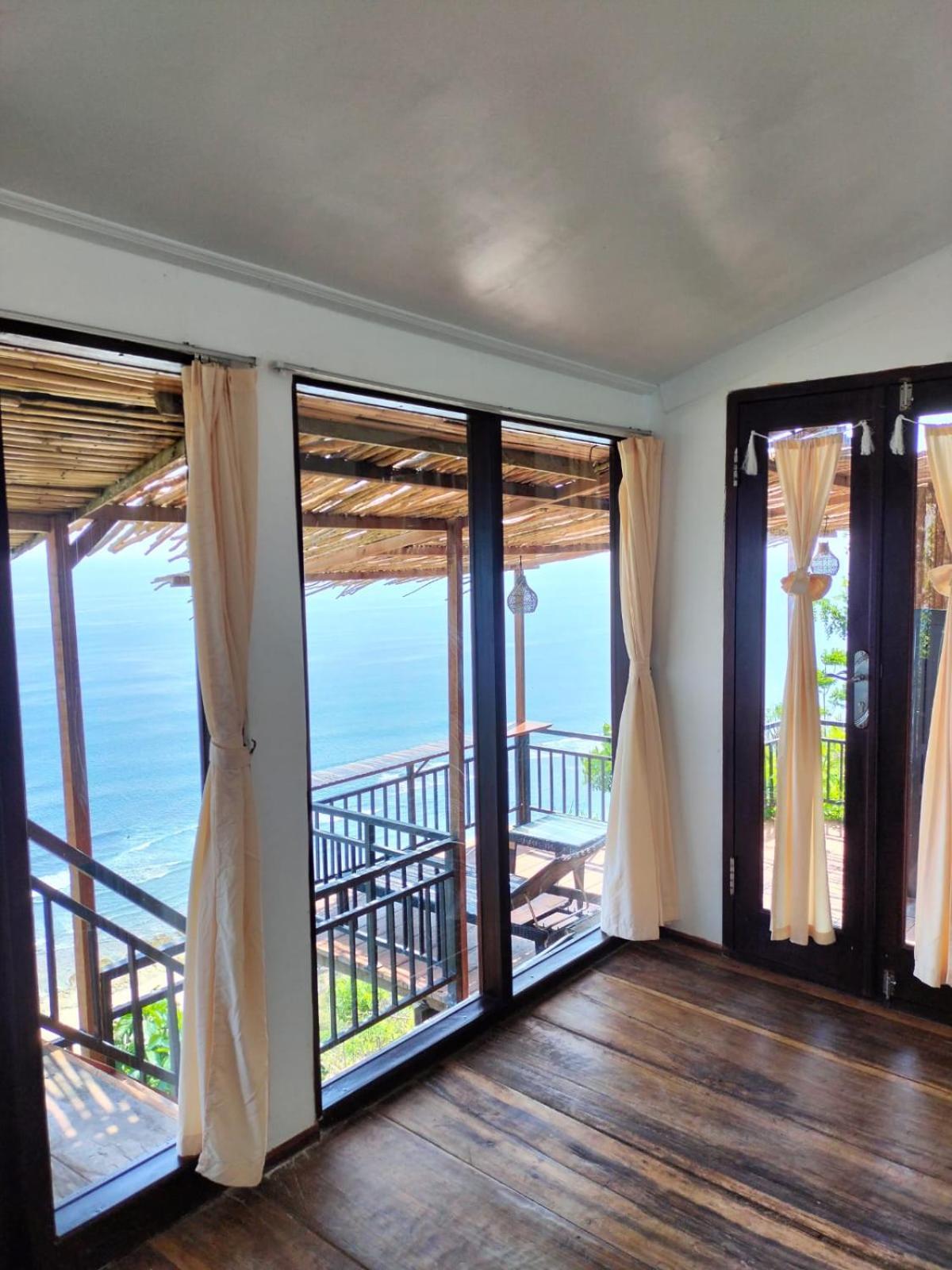 Nunggalan Octopus 1 Guest house