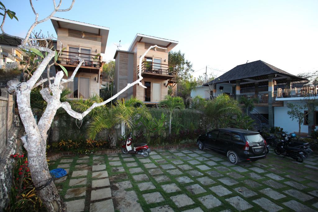 Bali Hills Holiday park 4*