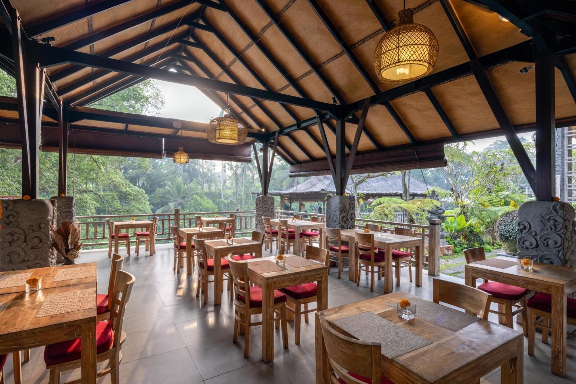Resor Kawi A Pramana Experience 4*