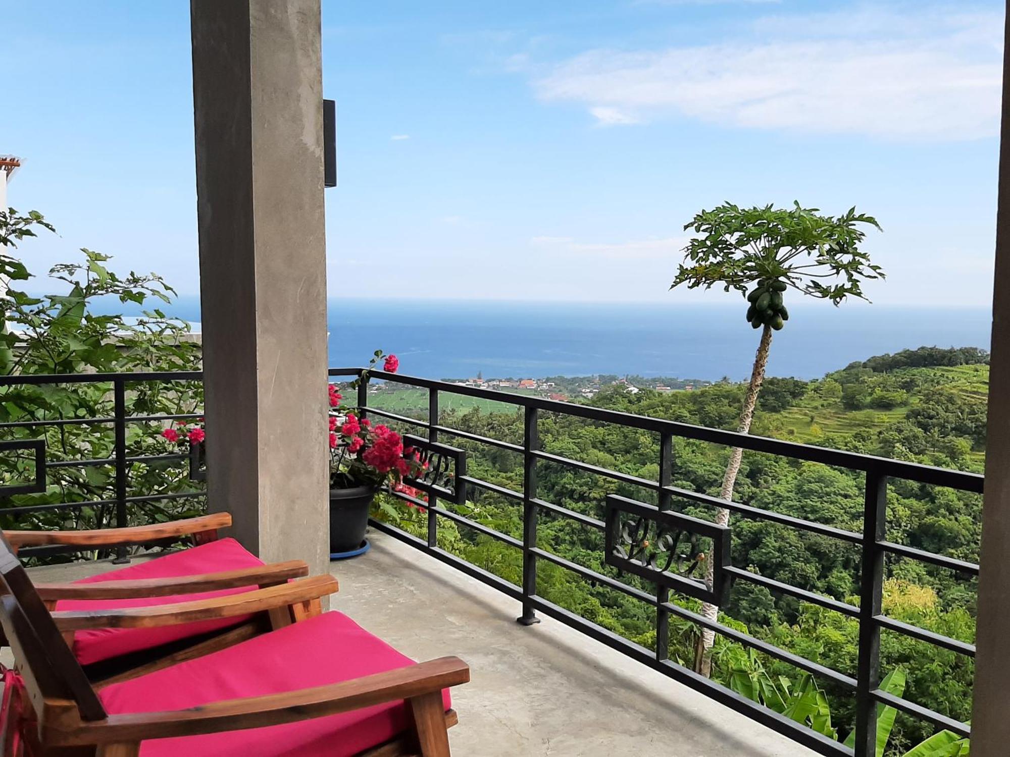 Villa Liri - Ocean, Hills, Valley View