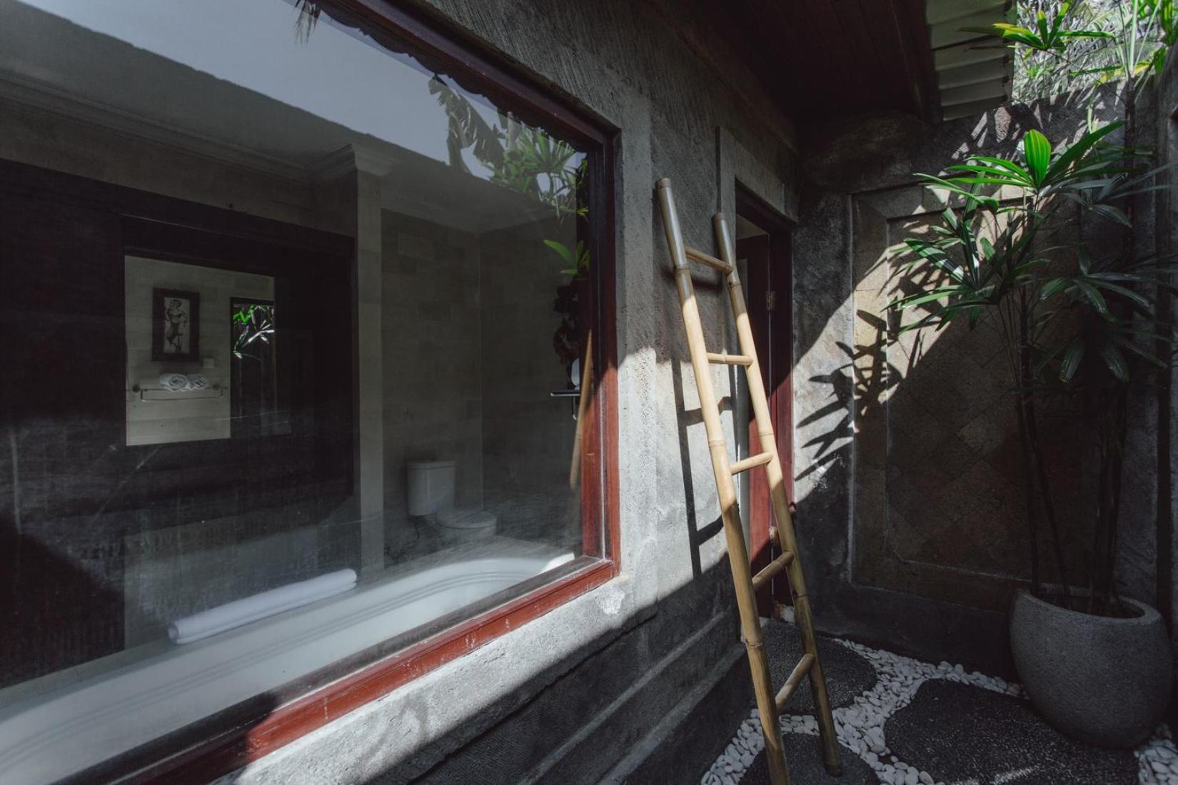 Kishi-kishi Artvilla Bed & Breakfast Blahbatu