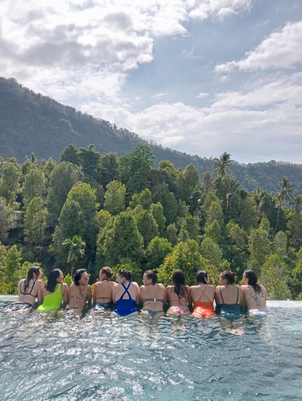 Hotel Munduk Kupang Sekumpul