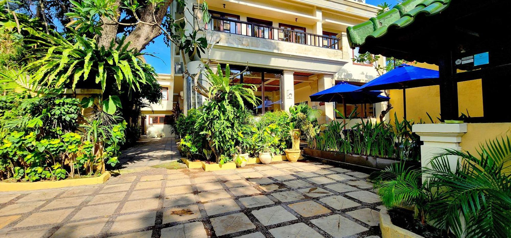 Bali Emerald * Sanur (Bali)