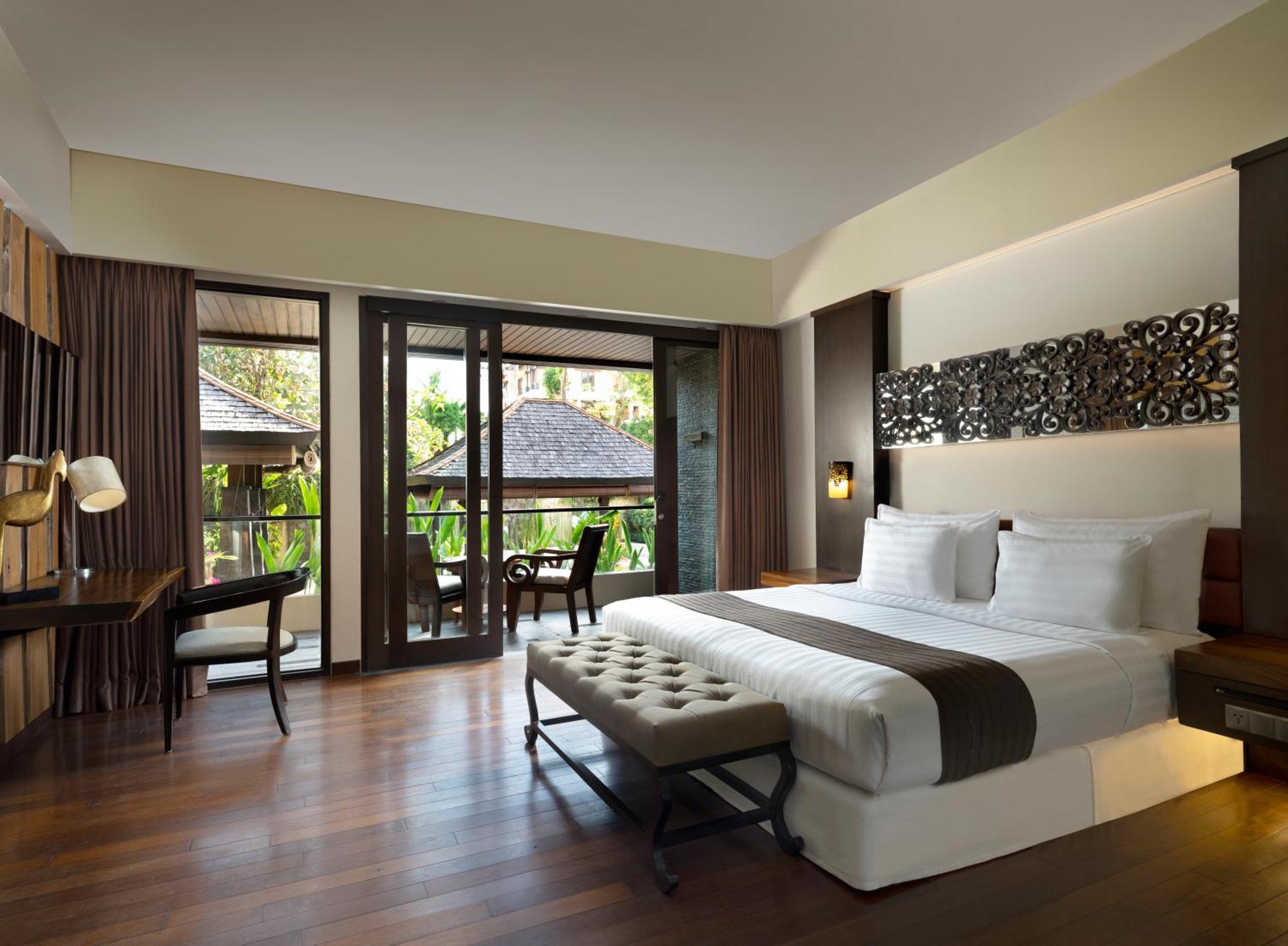 Resort The Beach & Spa