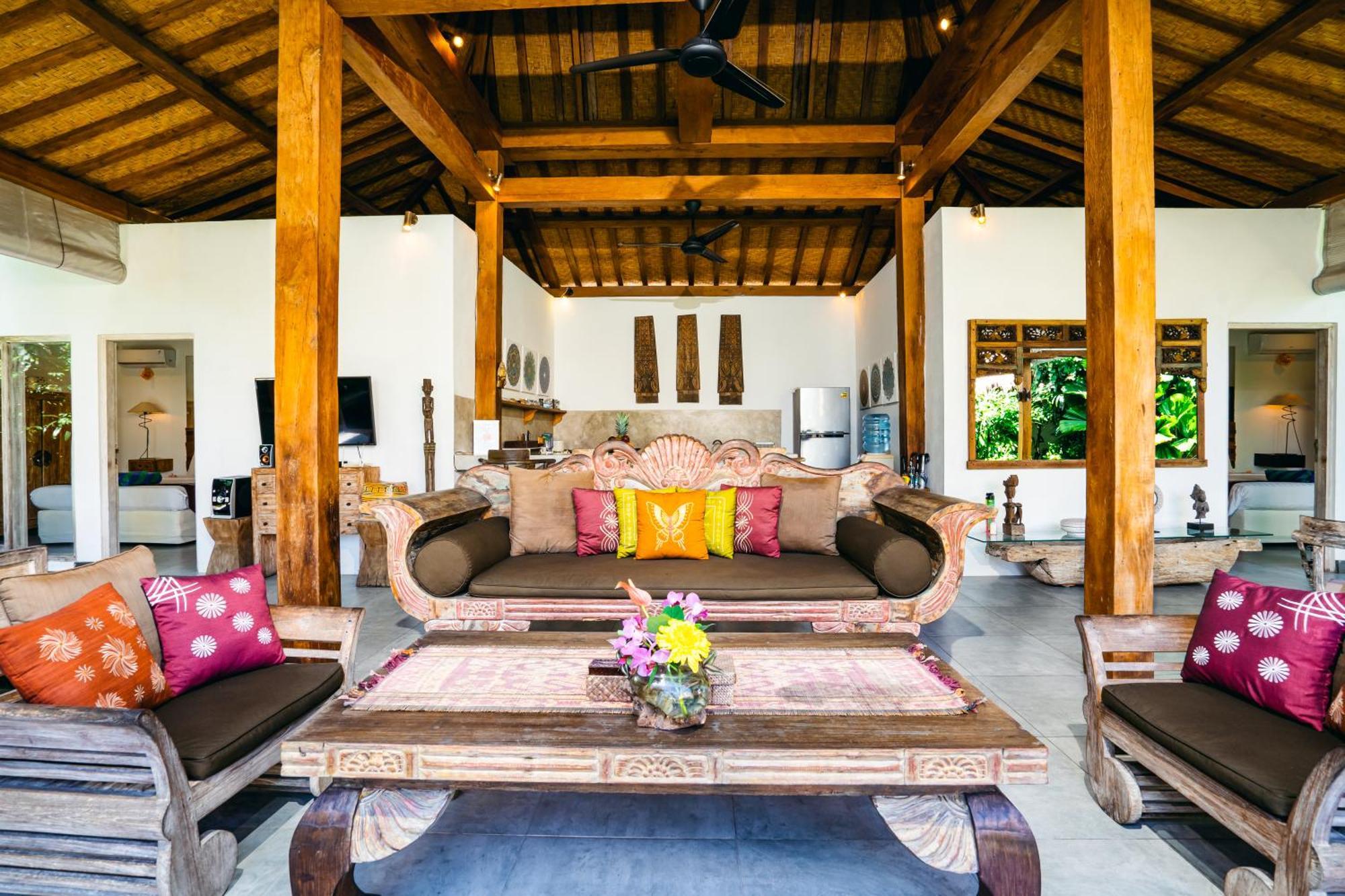 Niri - Beautiful 4br Teak Joglo In Oberoi Seminyak, A Tranquil Retreat Seminyak (Bali)