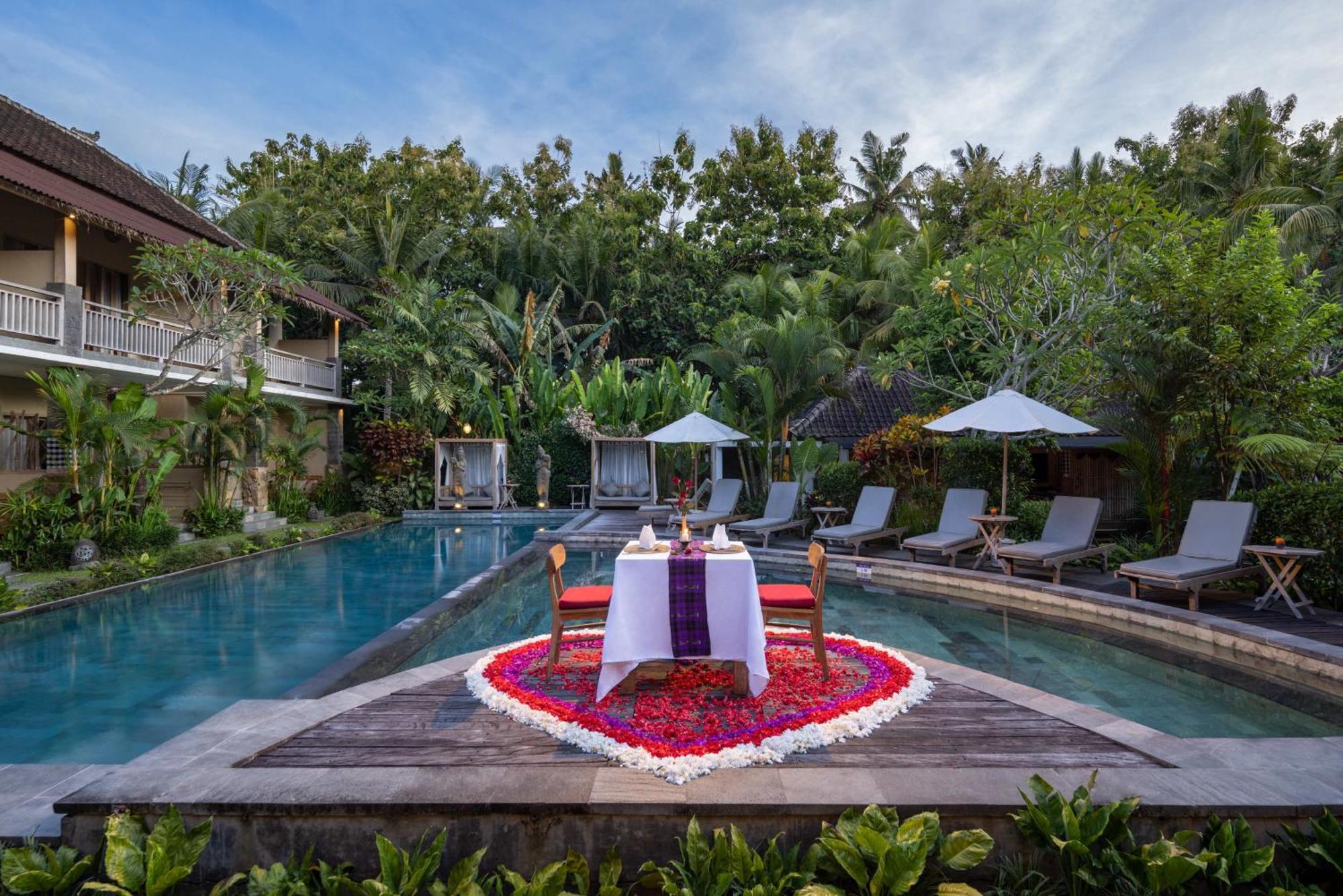 Kailash At Gunung Sari Hotel 4*