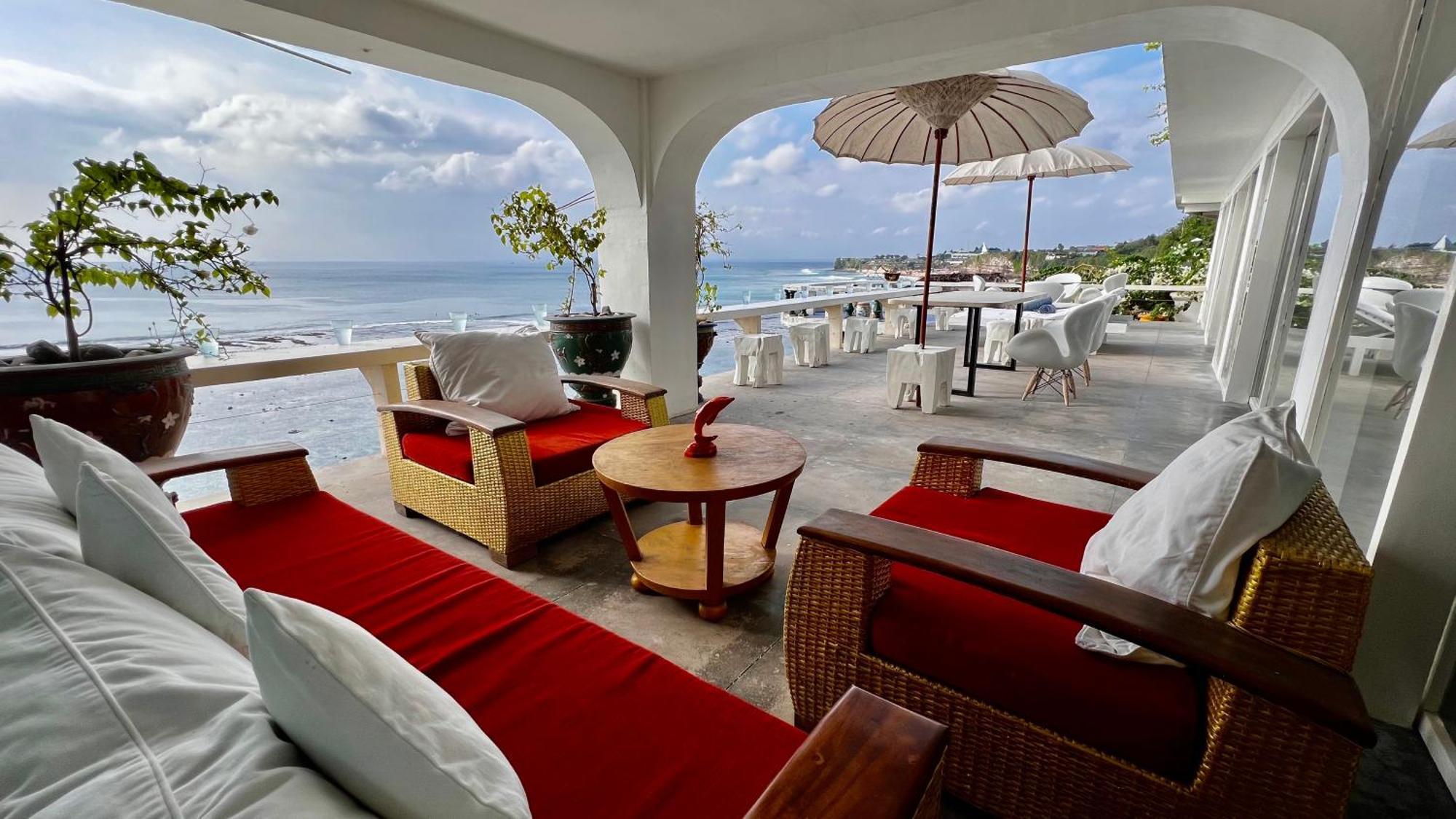 Villa Morabito Art Cliff Uluwatu (Bali)
