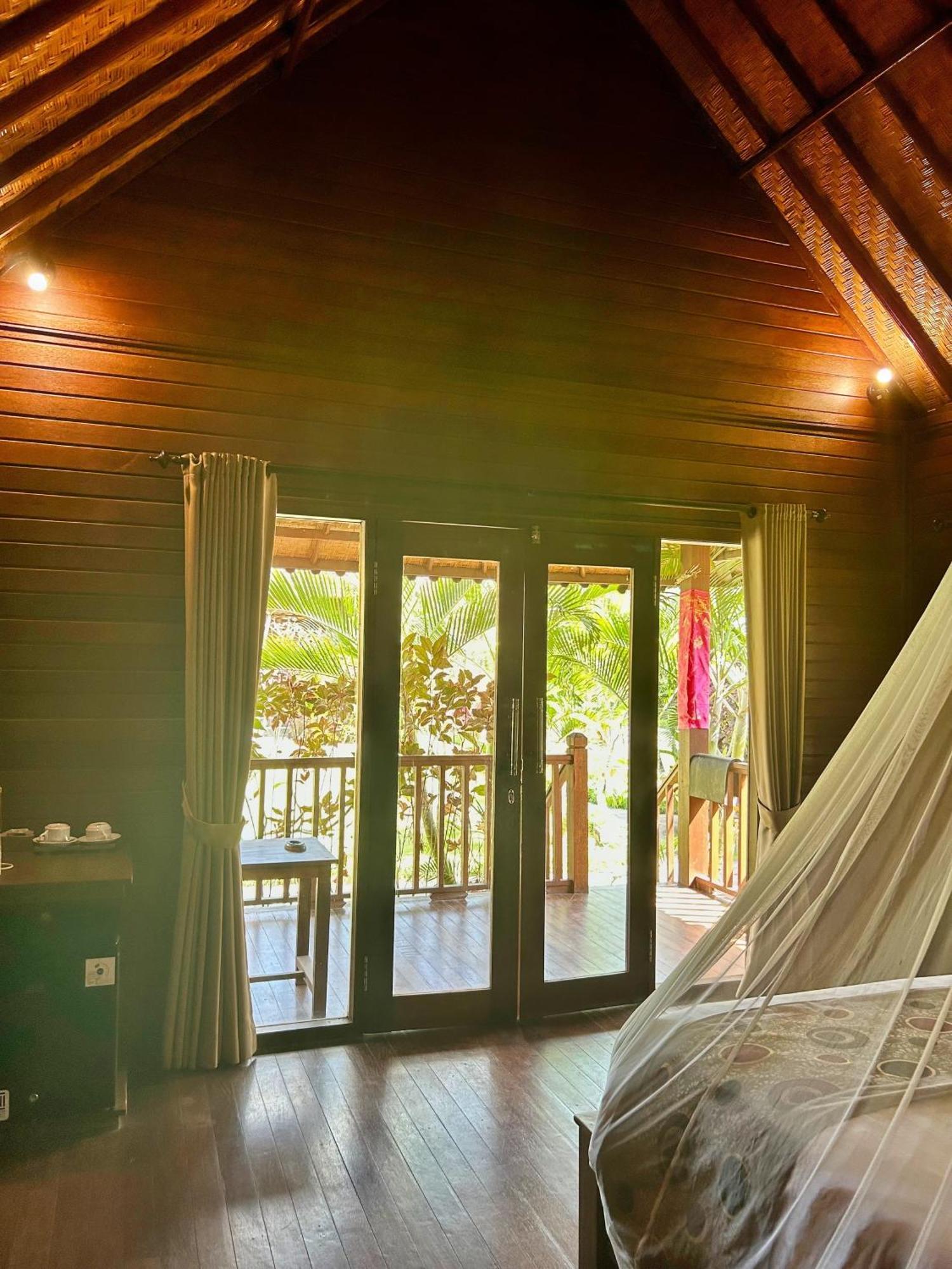 Island Garden Huts 3*