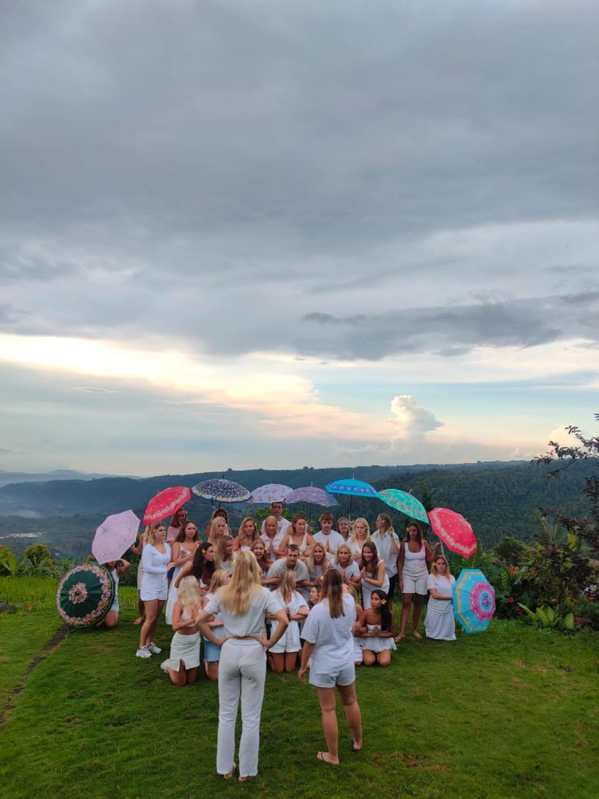 Holiday park Puri Lumbung Restaurant & Munduk (Bali)