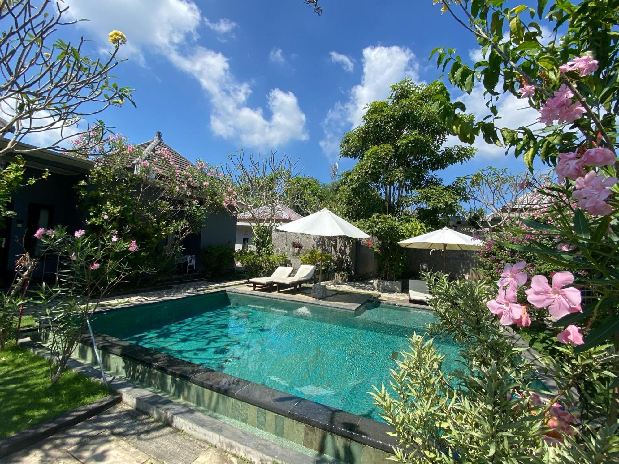 Ashana 3* Uluwatu (Bali)
