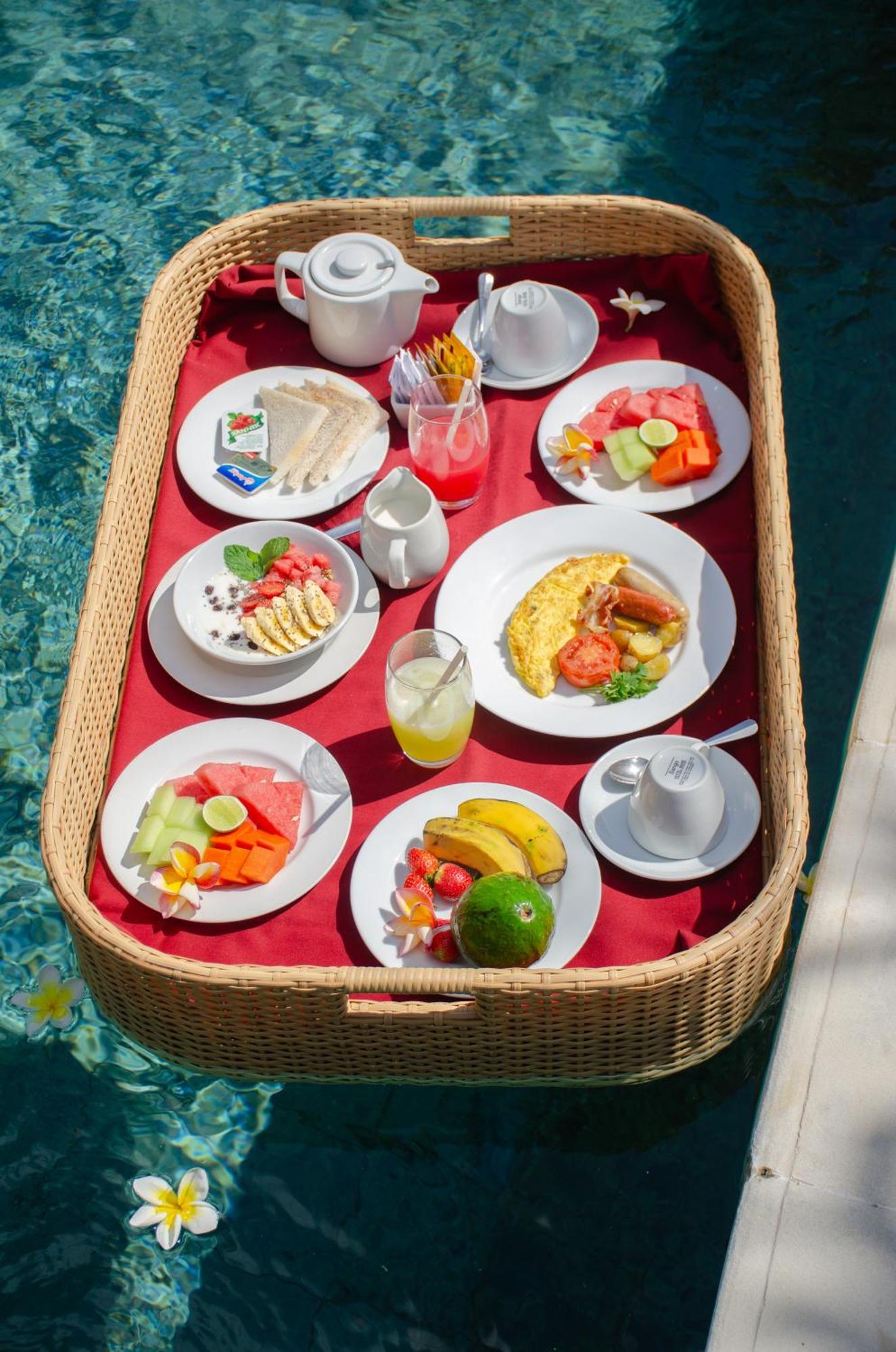 Mutiara Bali Boutique & Resort 4*