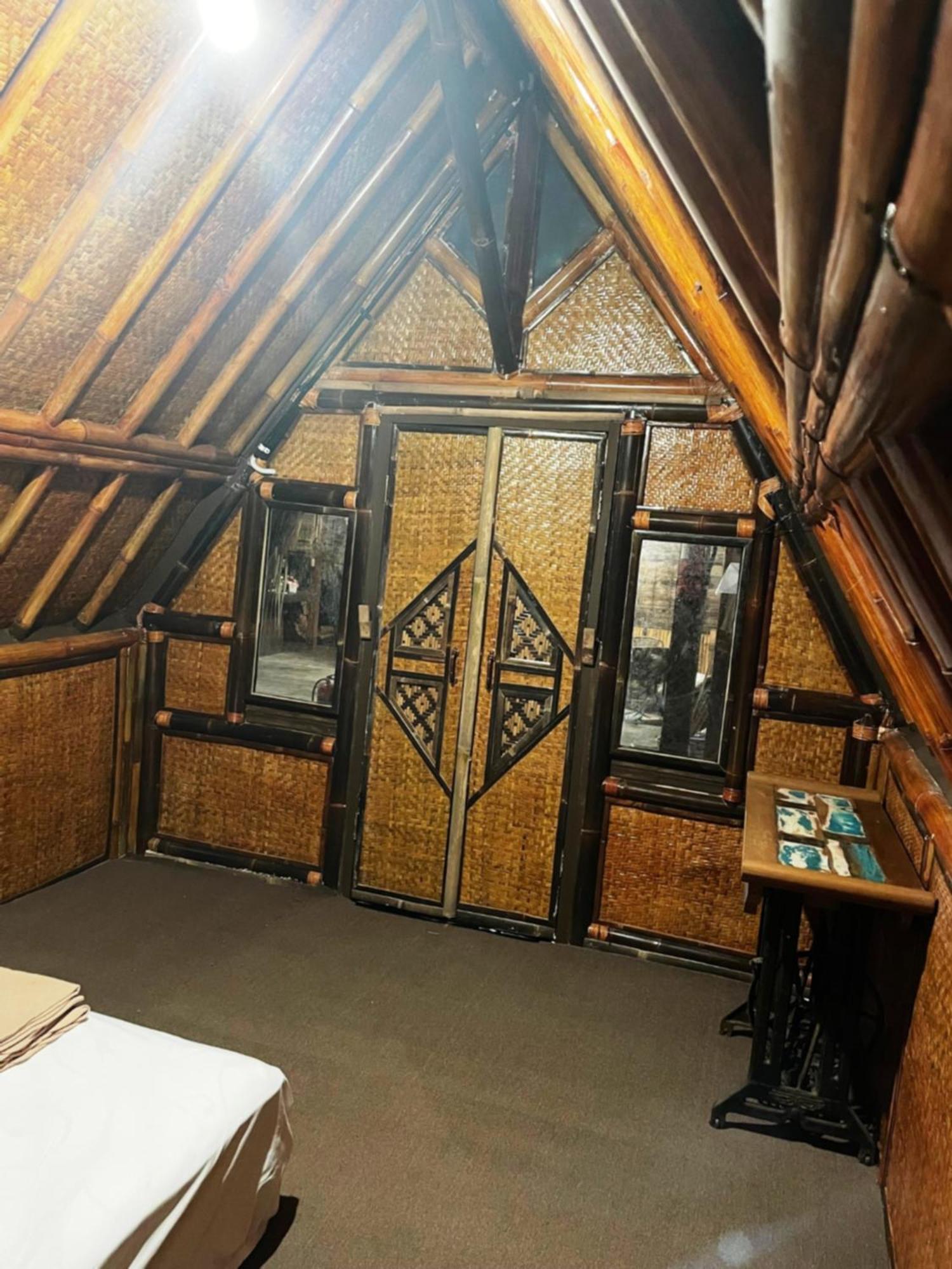Da Housetel Kuta Hostel *