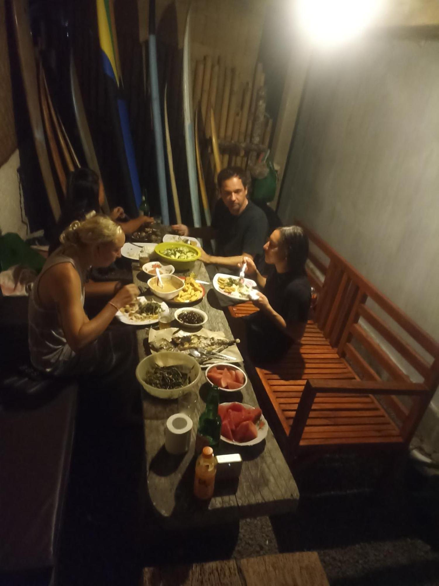 Ayolah Surf House &surf Camp Jembrana (Bali)