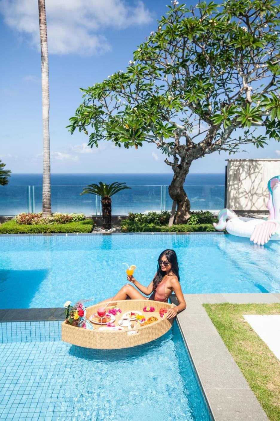 Cliff Front Luxury 4 Bedroom At Pandawa