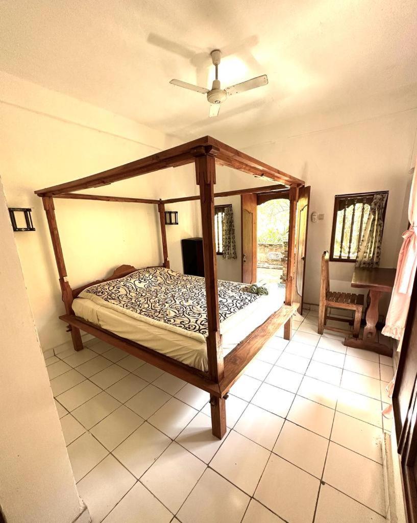 Wisata Grya Sari Banjar (Bali)