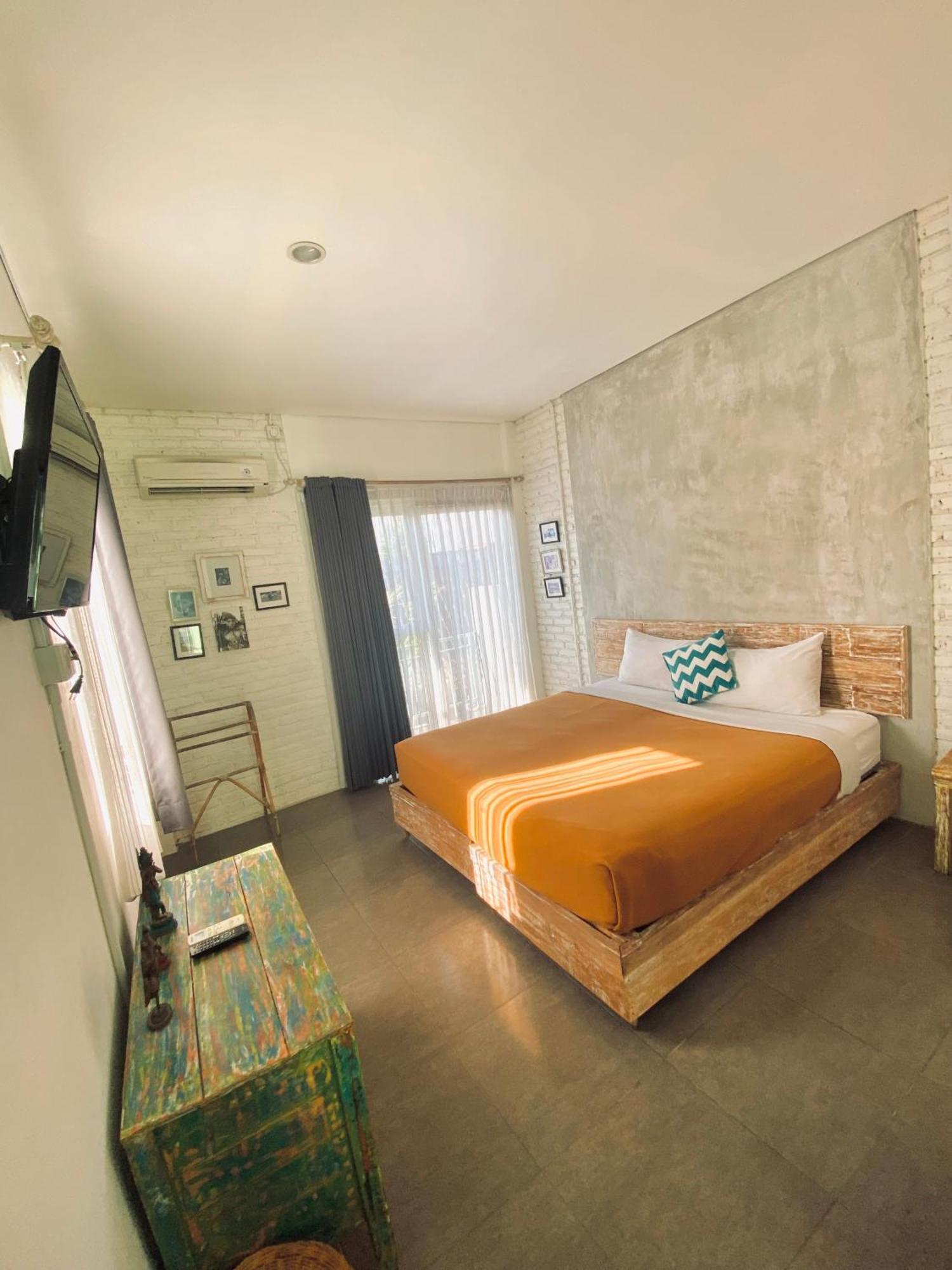 A7 Guest house
