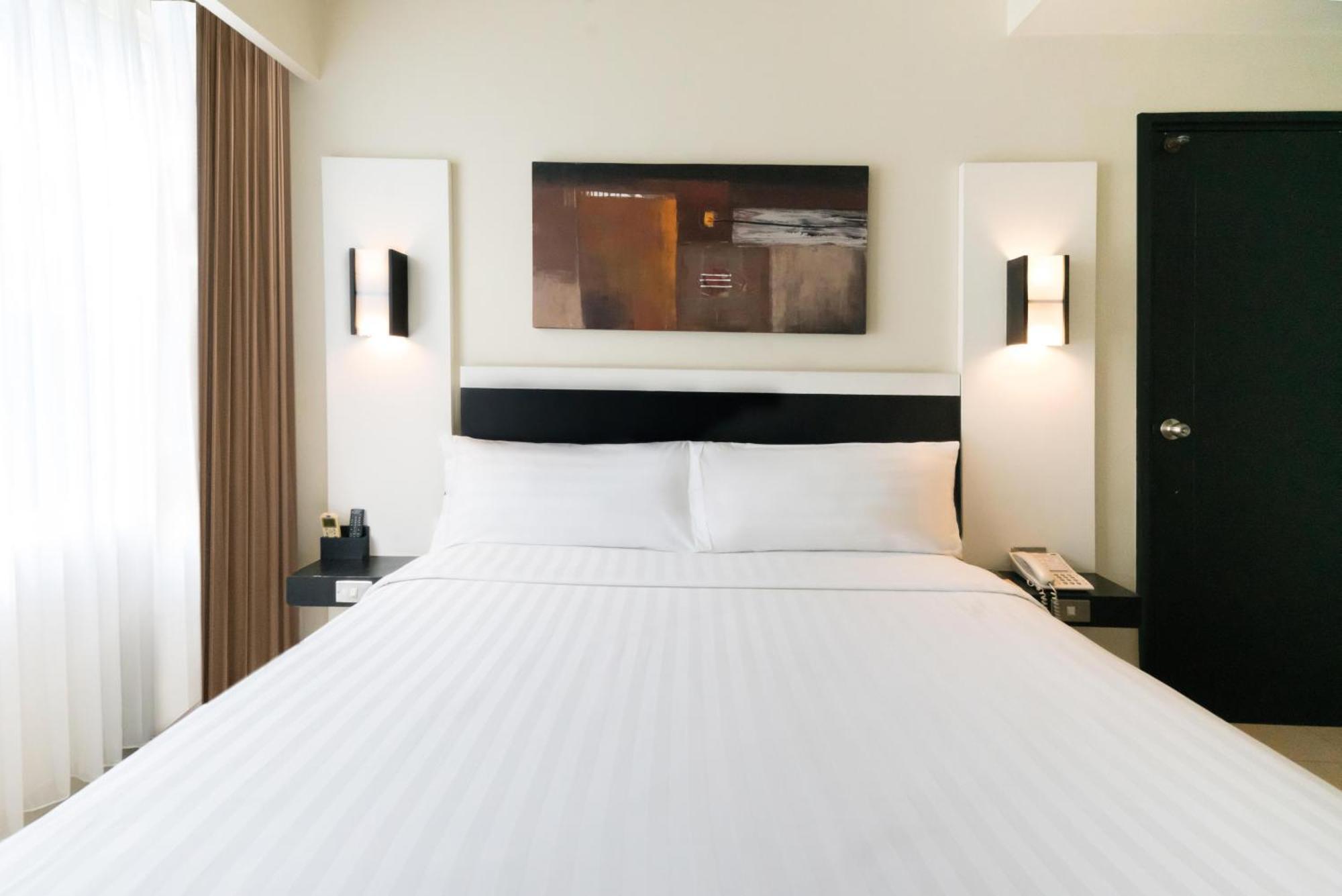 Hotel Aston & Convention