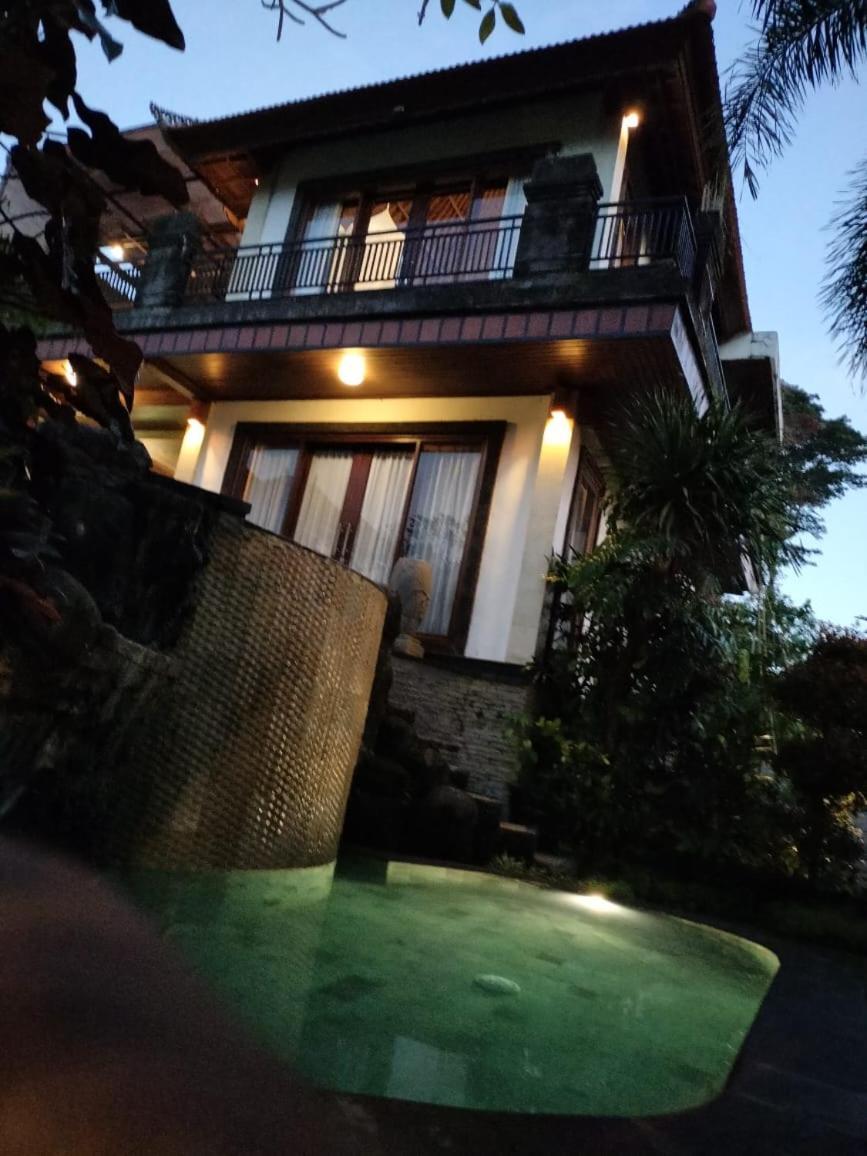 Baruna Sari Villa&yoga Retreat *