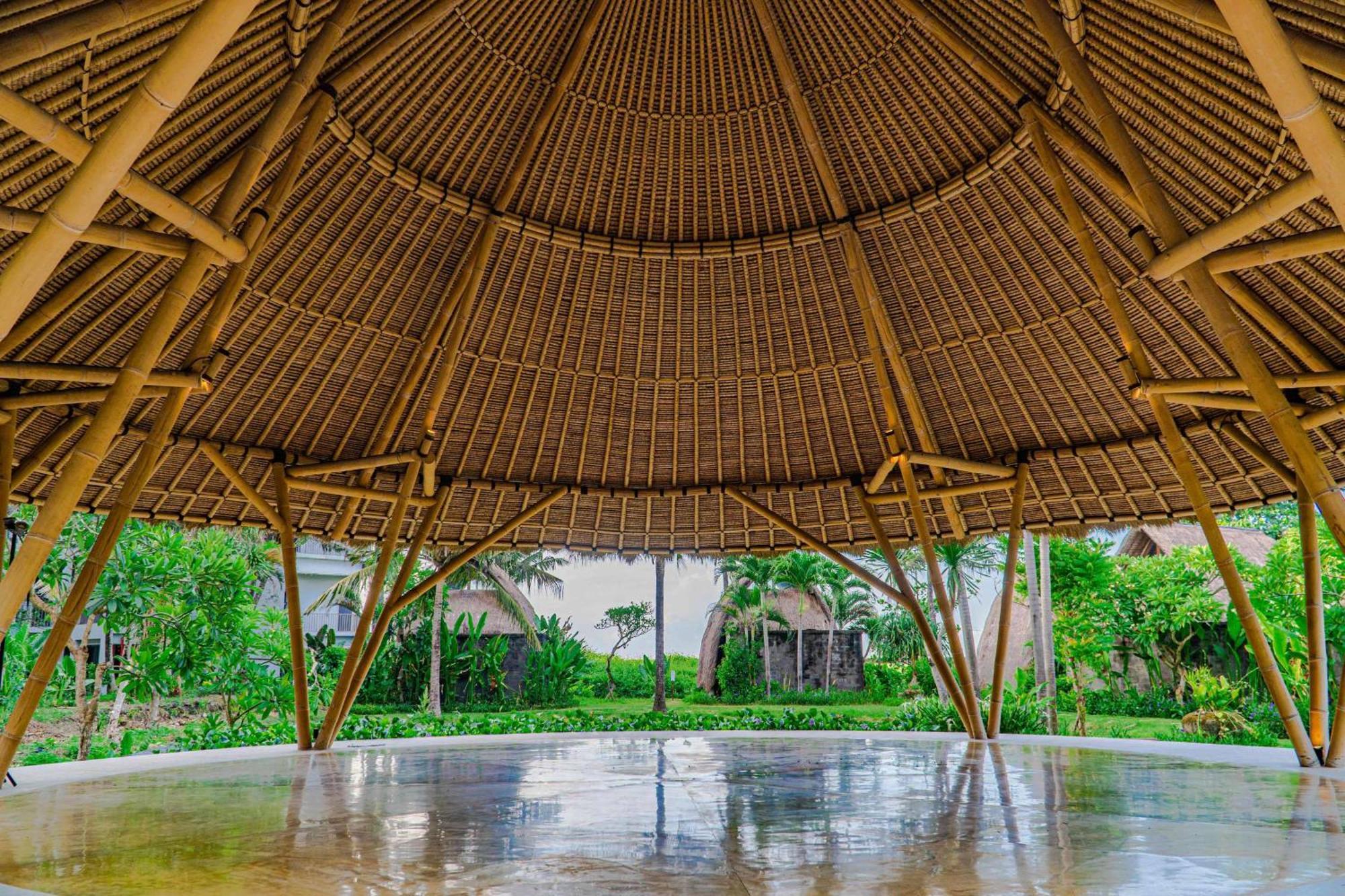 Wyndham Tamansari Jivva Resort Bali 5* Siyut