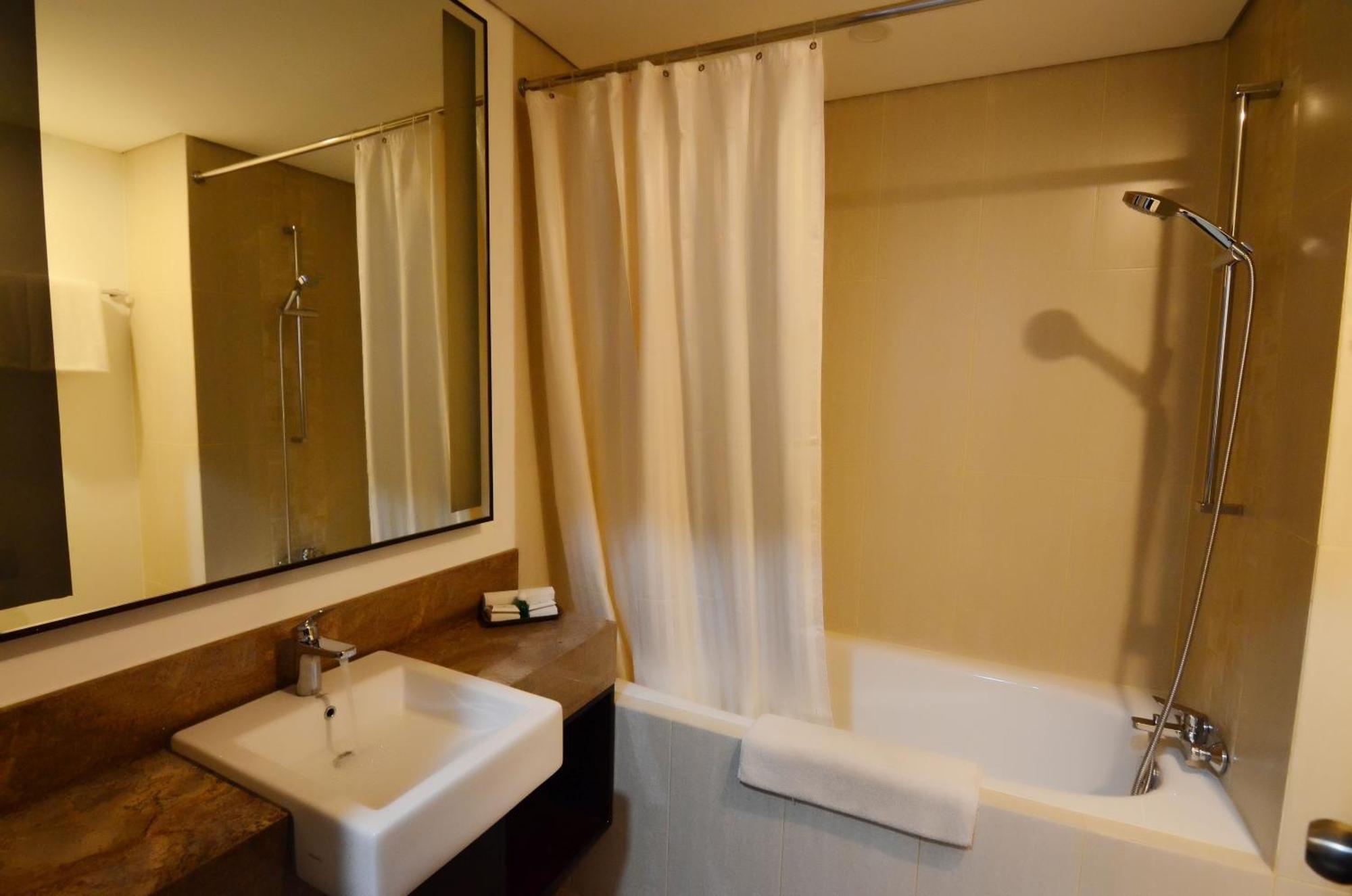 Hotel Grand Santhi