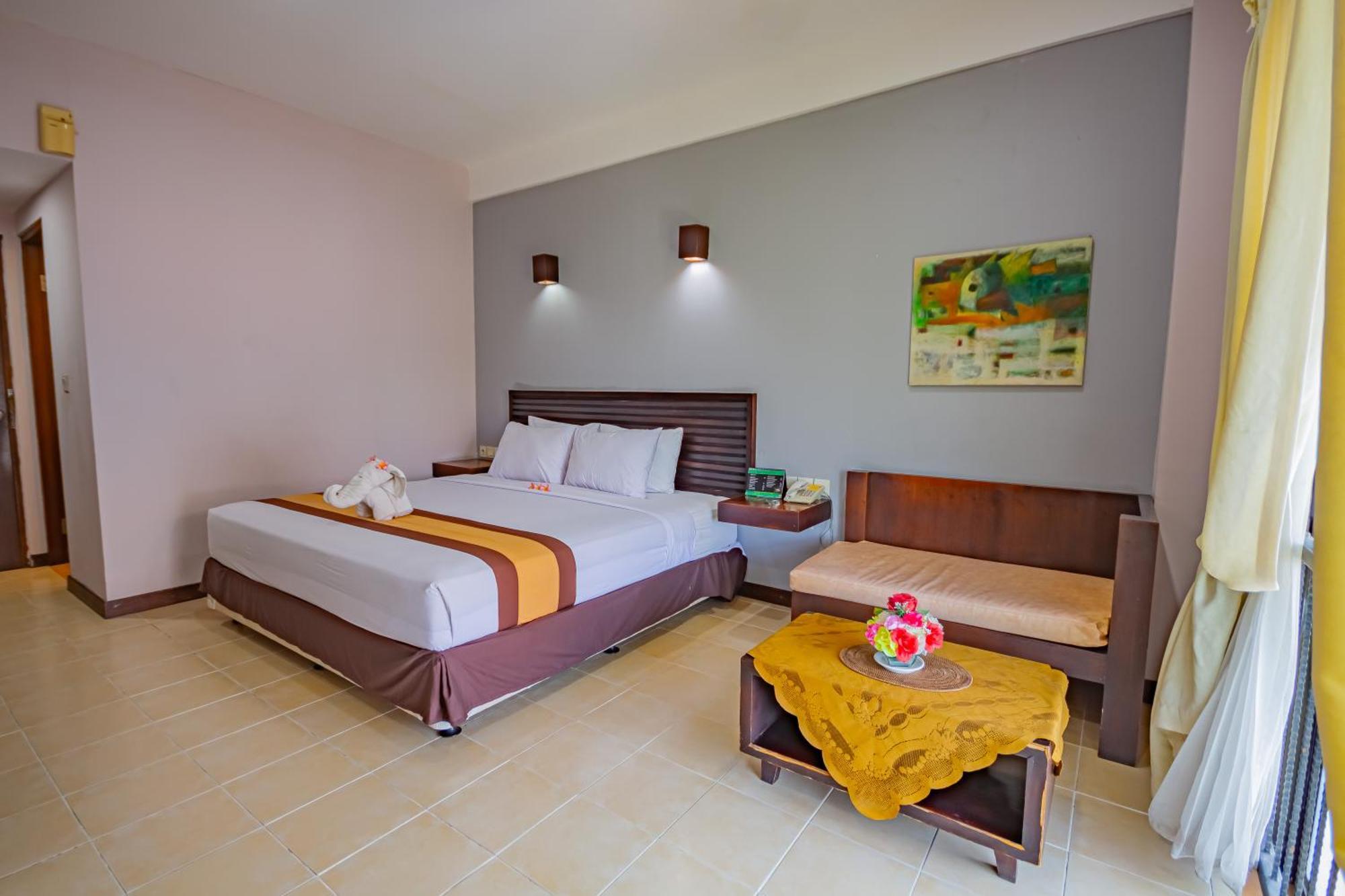 Hotel Grand Santhi 3*